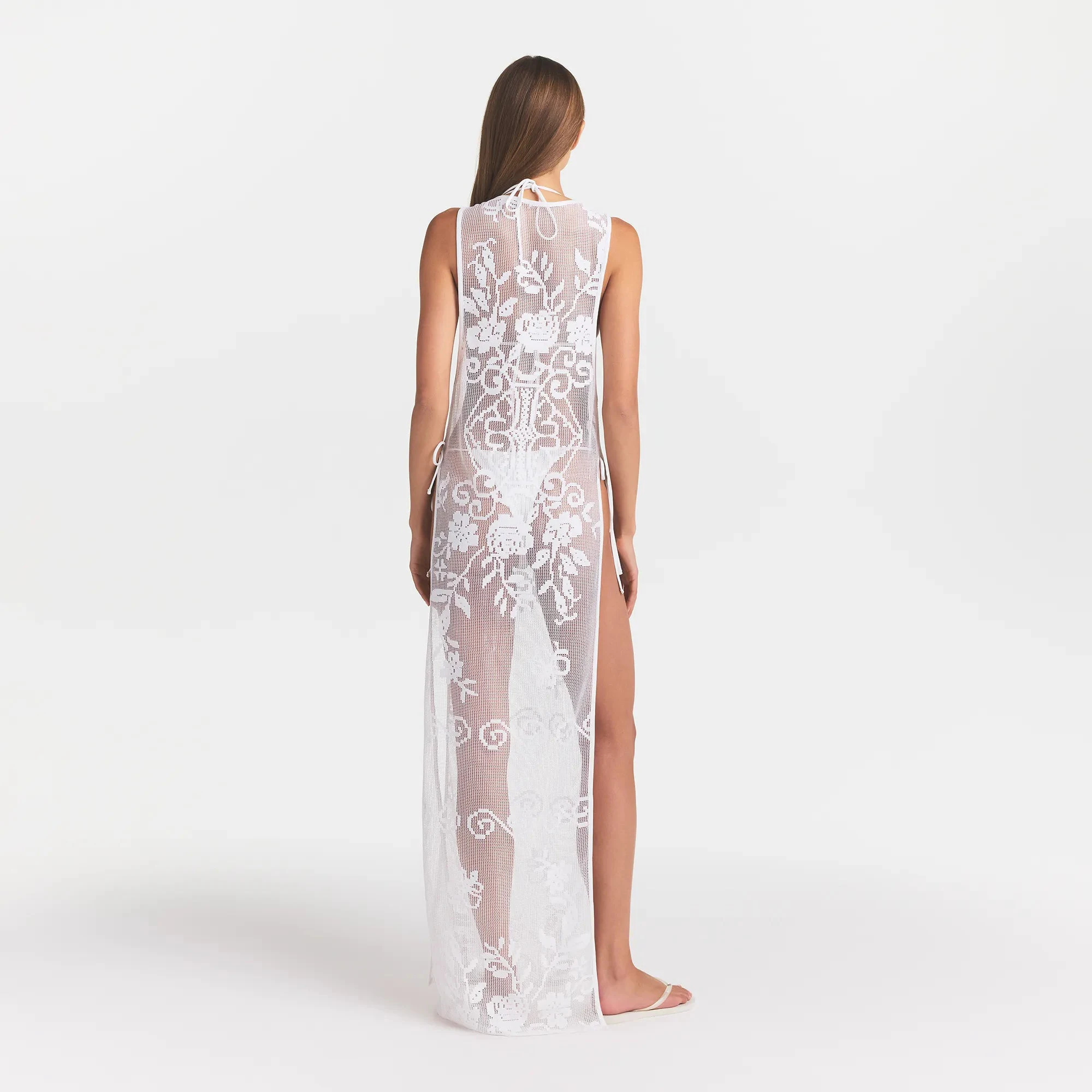 LACE COVER-UPS LONG DRESS | SNOW ON A MODEL BACK VIEW @ | FOCUS: 0.0, 1.0, 0.9