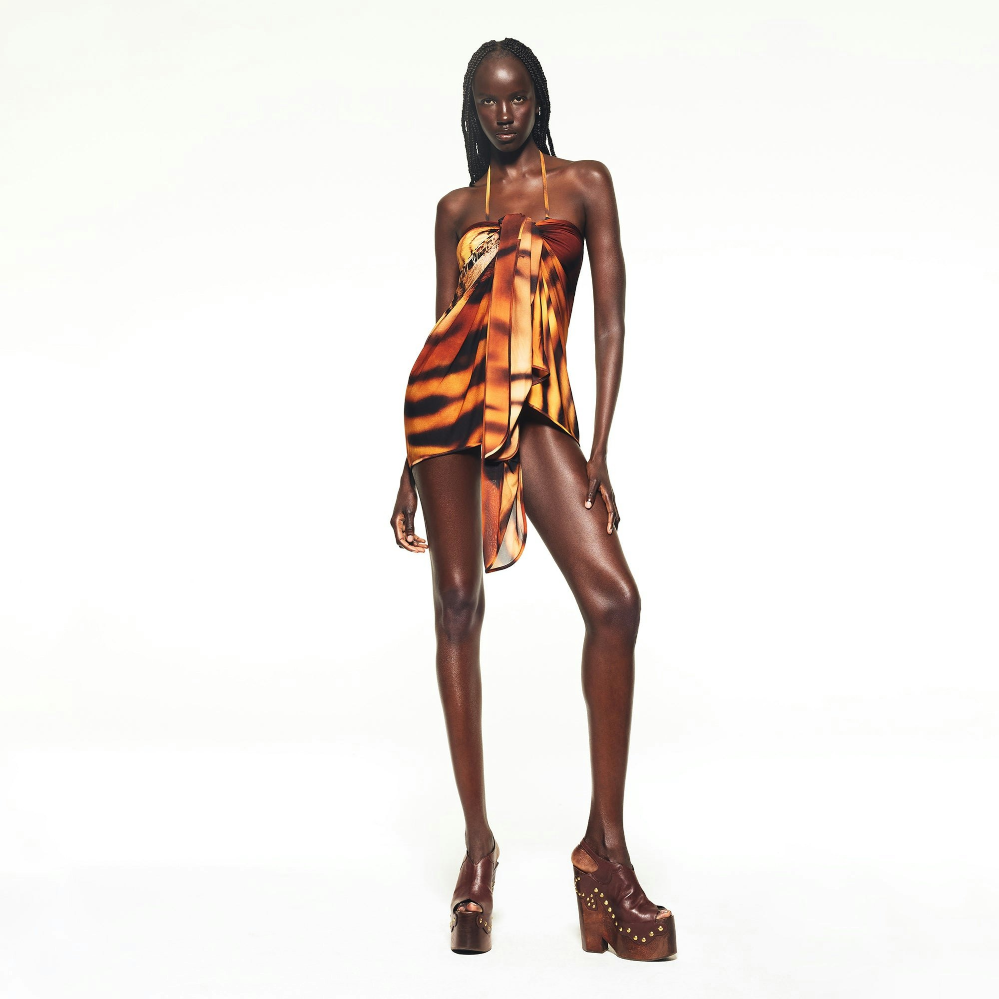 ROBERTO CAVALLI X SKIMS SARONG | TIGER FACE PRINT ON A MODEL FRONT VIEW | FOCUS: 0.0, 1.0, 0.9