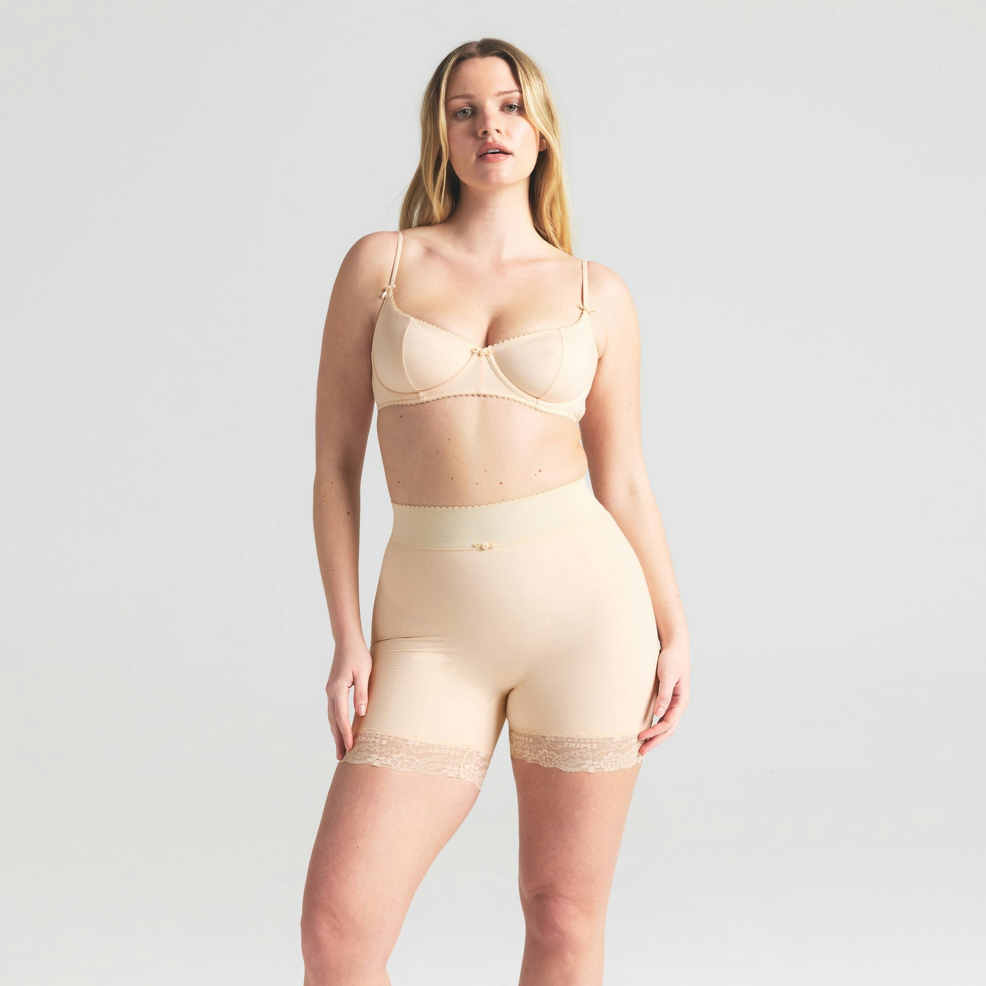 VINTAGE SHAPEWEAR UNLINED DEMI BRA | SUNKISSED ON A MODEL SIDE VIEW | FOCUS: 0.0, 1.0, 0.9