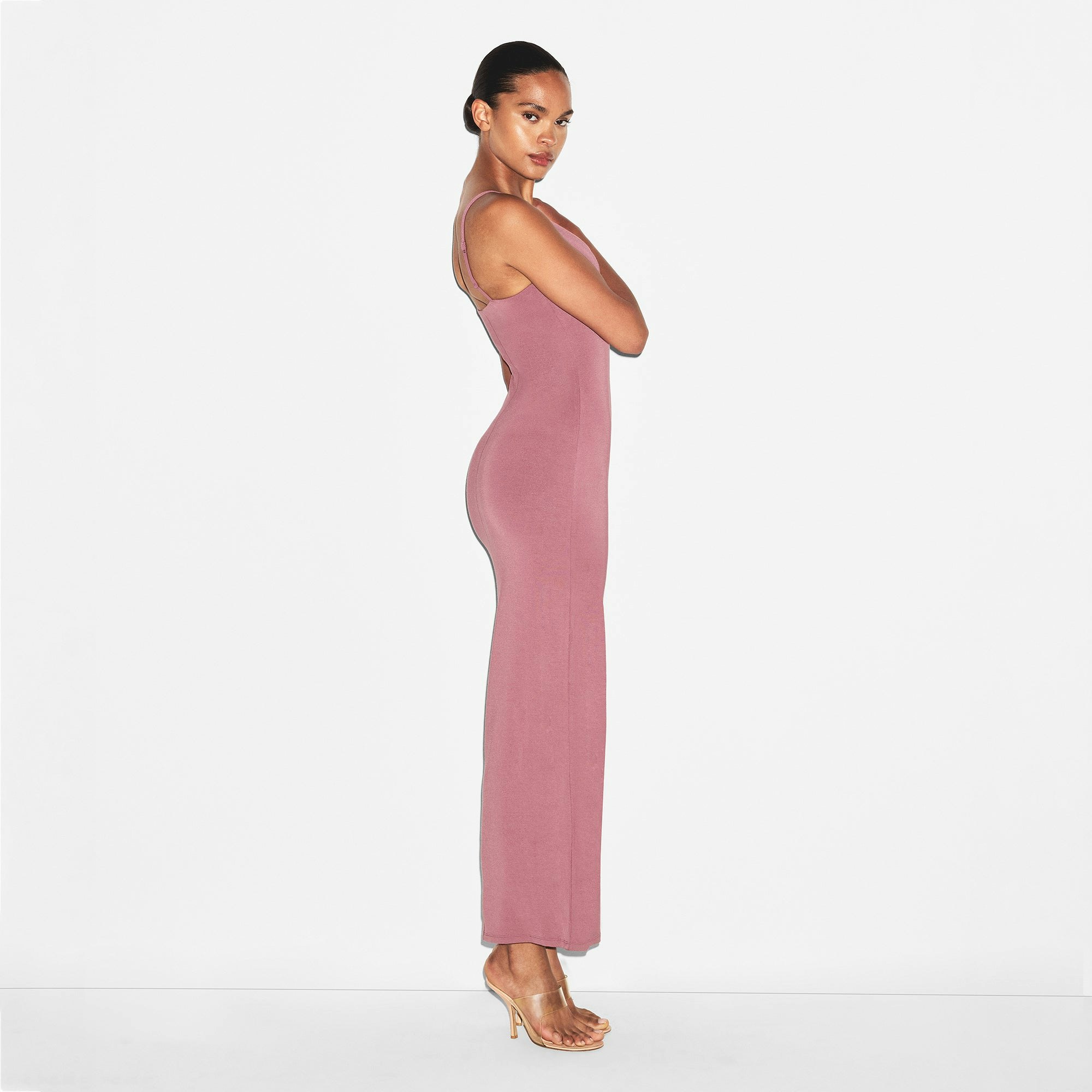 SMOOTH LAYERS SKIMPY SCOOP NECK LONG DRESS | REDWOOD ON A MODEL SIDE VIEW | FOCUS: 0.0, 1.0, 0.9
