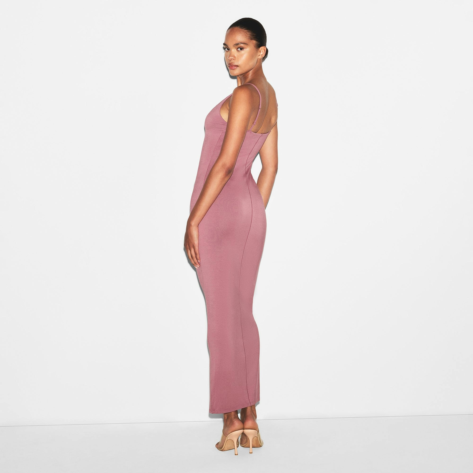 SMOOTH LAYERS SKIMPY SCOOP NECK LONG DRESS | REDWOOD ON A MODEL BACK VIEW | FOCUS: 0.0, 1.0, 0.9