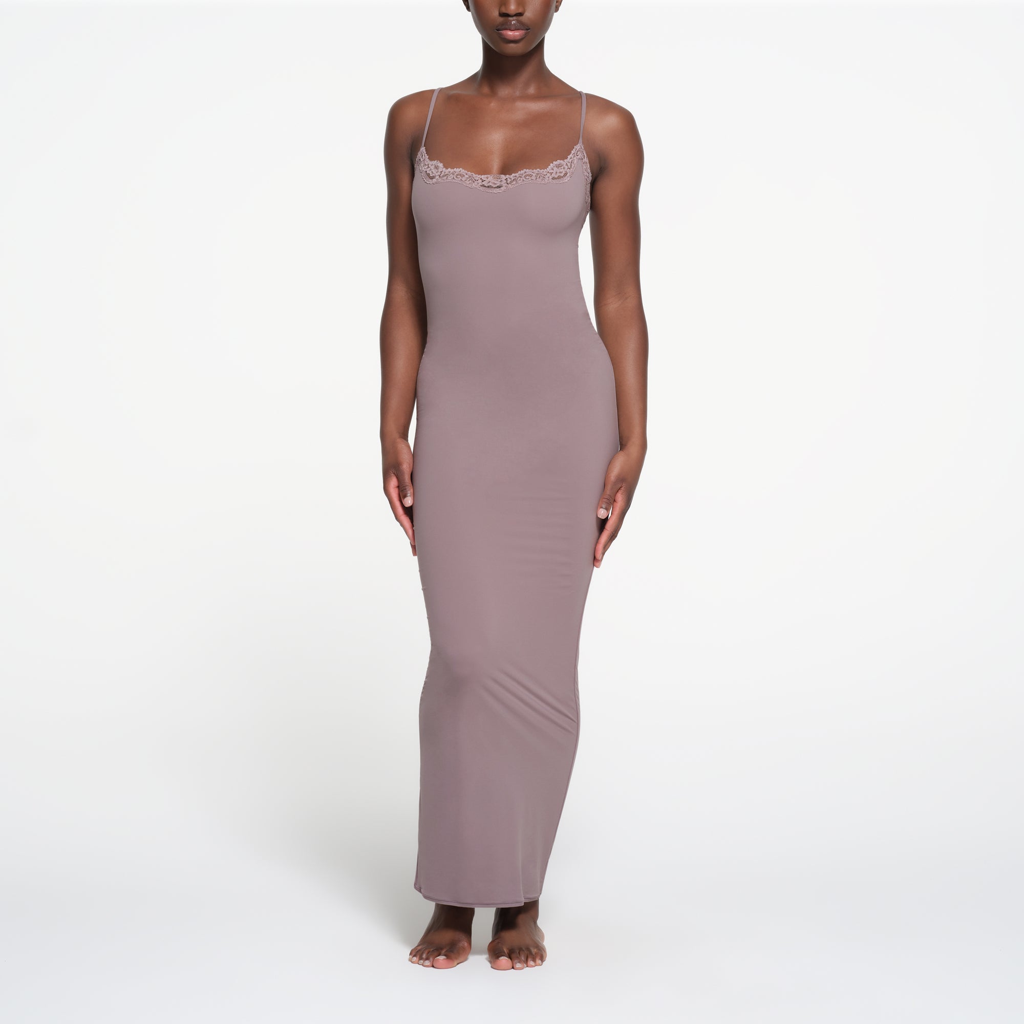 FITS EVERYBODY LACE LONG SLIP DRESS | ZINC | XXS