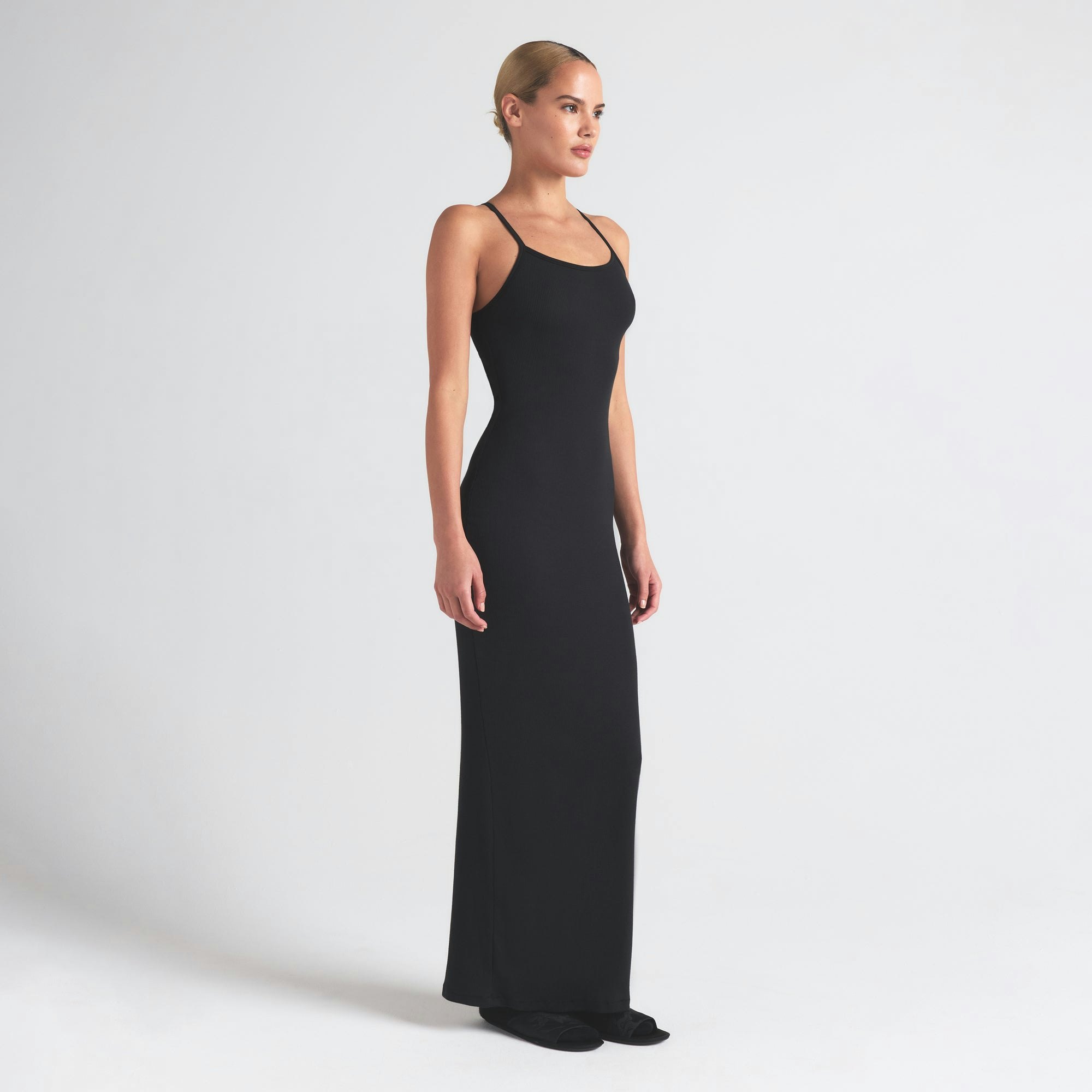 COTTON RIB LONG CAMI DRESS | SOOT ON A MODEL FRONT VIEW | FOCUS: 0.0, 1.0, 0.9