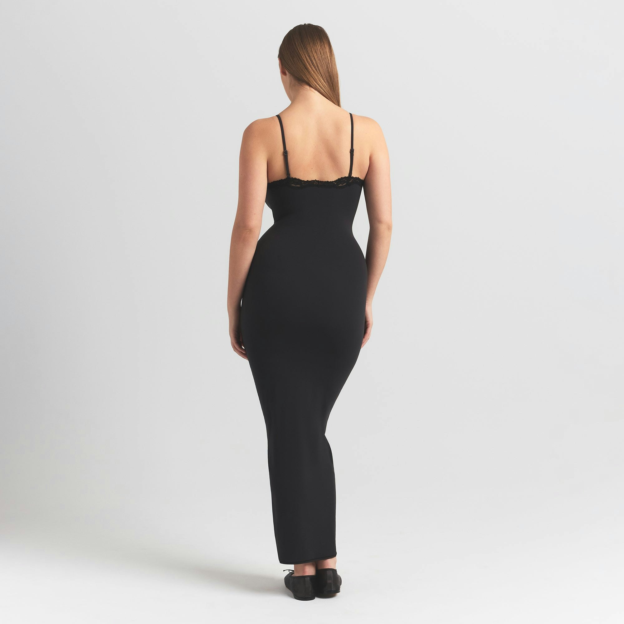 FITS EVERYBODY LACE LONG SLIP DRESS | ONYX ON A MODEL BACK VIEW @ | FOCUS: 0.0, 1.0, 0.9