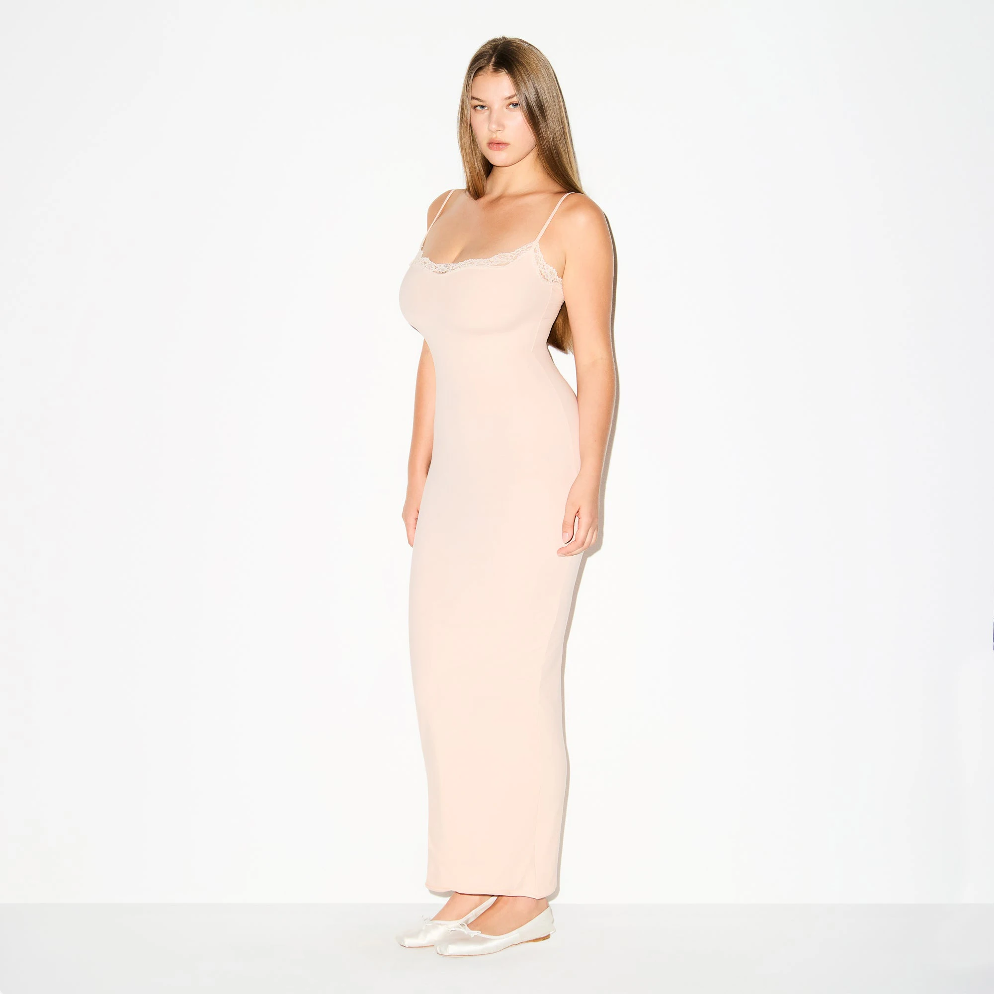 FITS EVERYBODY LACE LONG SLIP DRESS | PRIMROSE ON A MODEL FRONT VIEW @ | FOCUS: 0.0, 1.0, 0.9