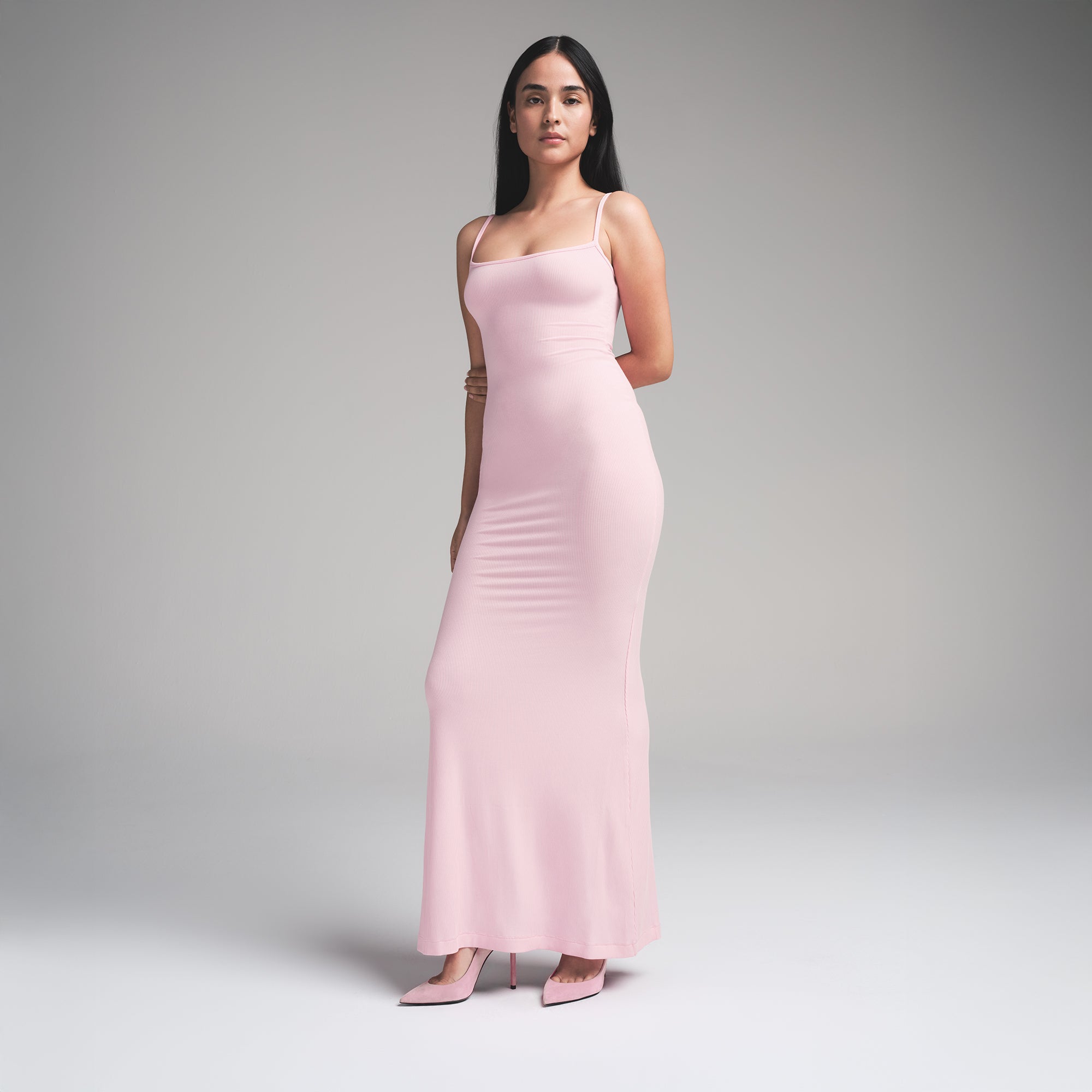 SKIMS オープンバックロングドレス SOFT LOUNGE LONG SLIP DRESS | ONYX