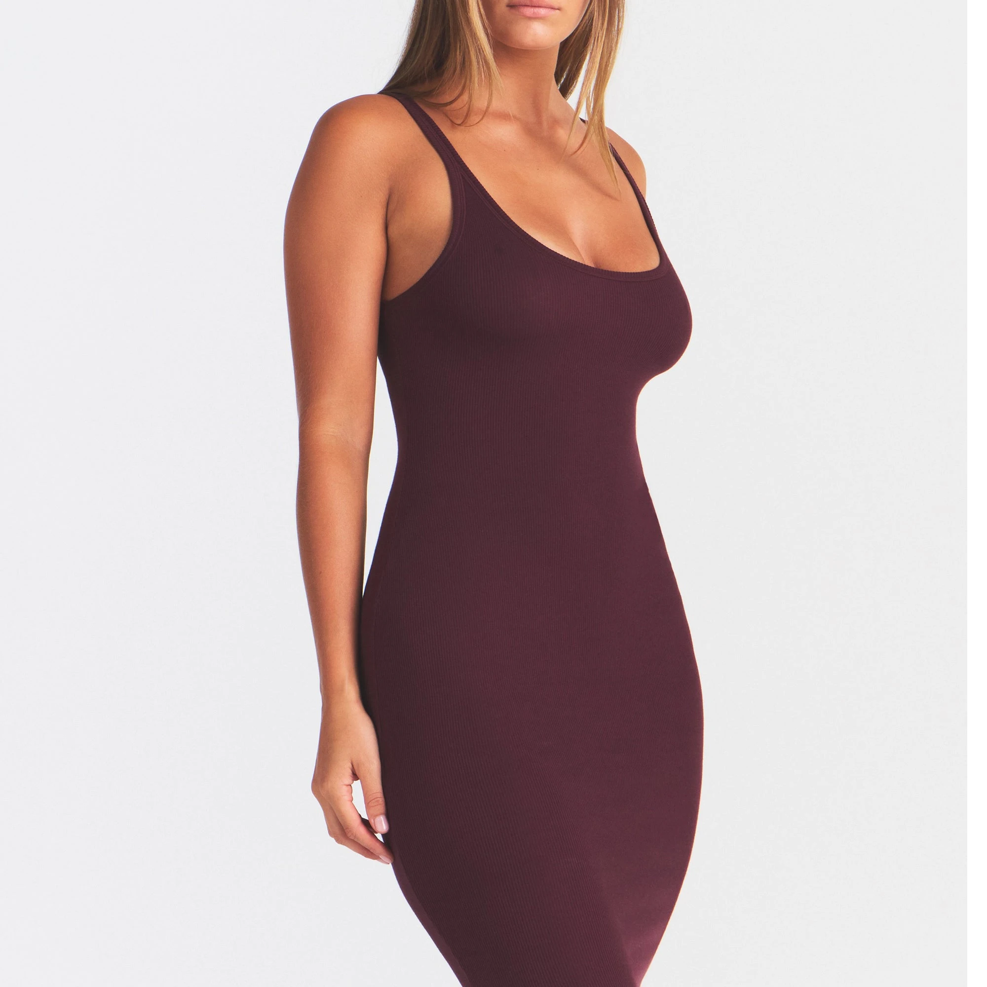 COTTON RIB TANK MIDI DRESS | CURRANT & LAYS FLAT ON A WHITE BACKGROUND | FLT