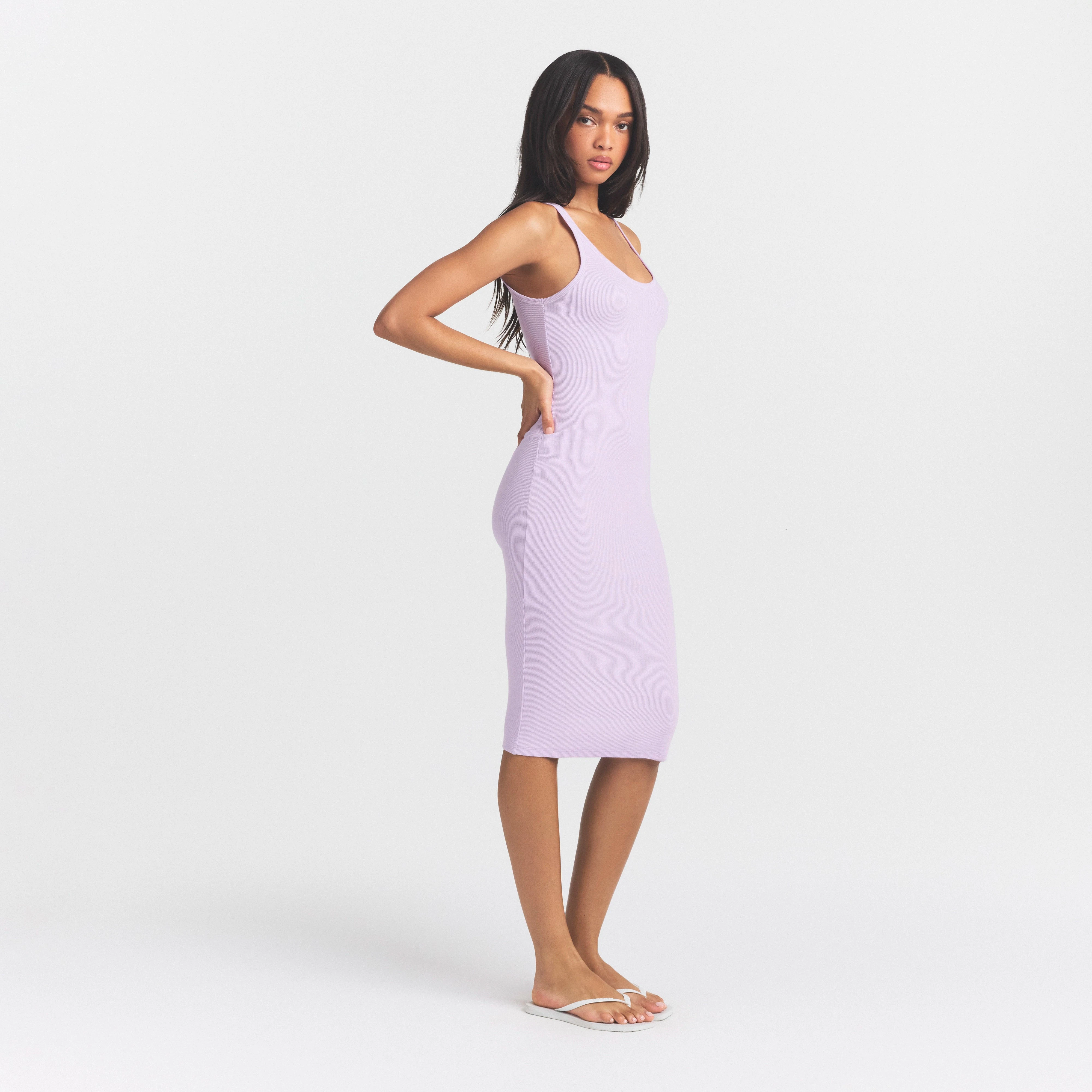 COTTON RIB TANK MIDI DRESS | SUGAR PLUM ON A MODEL SIDE VIEW @ | FOCUS: 0.0, 1.0, 0.9
