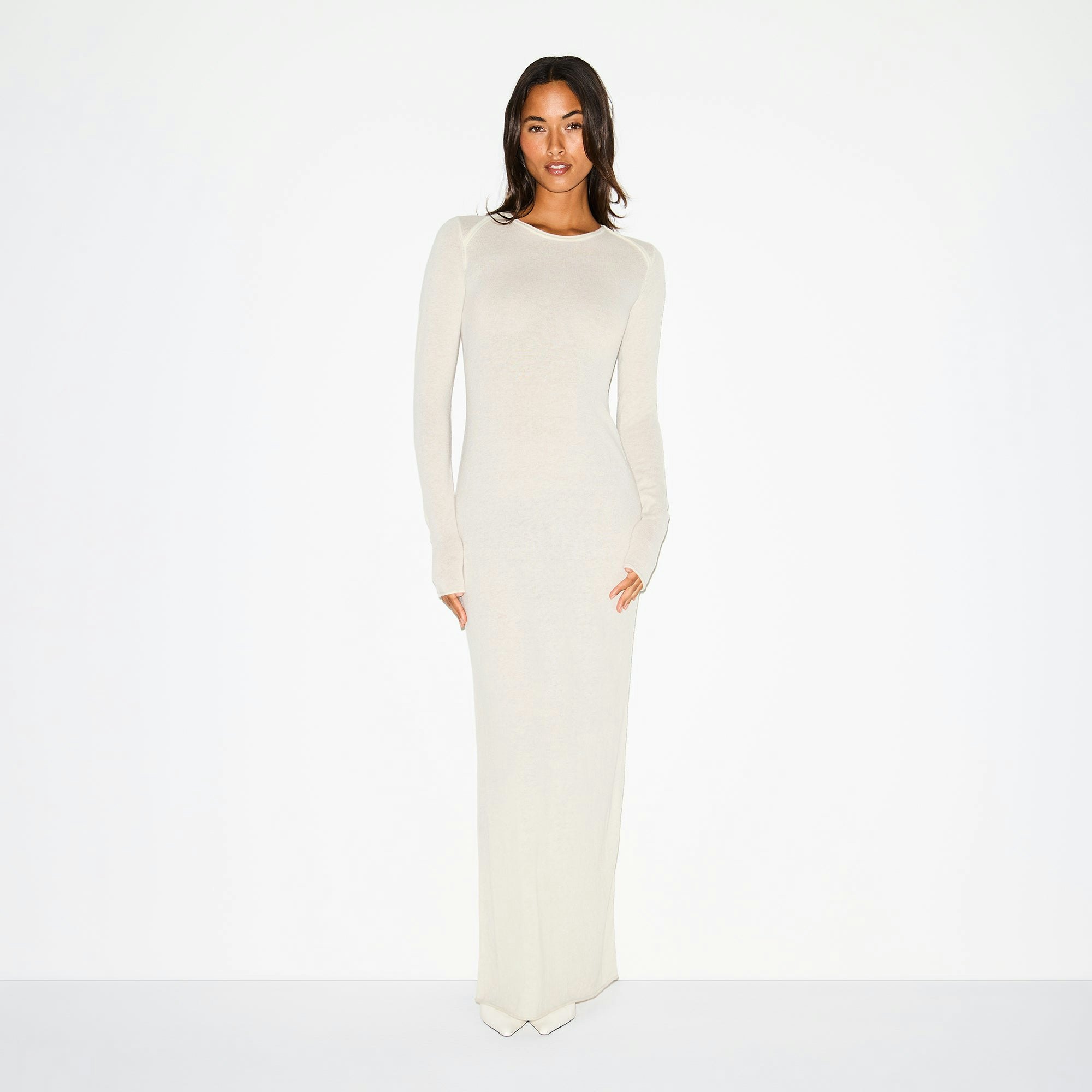 FEATHERWEIGHT CASHMERE LONG SLEEVE MAXI DRESS | EGRET ON A MODEL FRONT VIEW @ | FOCUS: 0.0, 1.0, 0.9