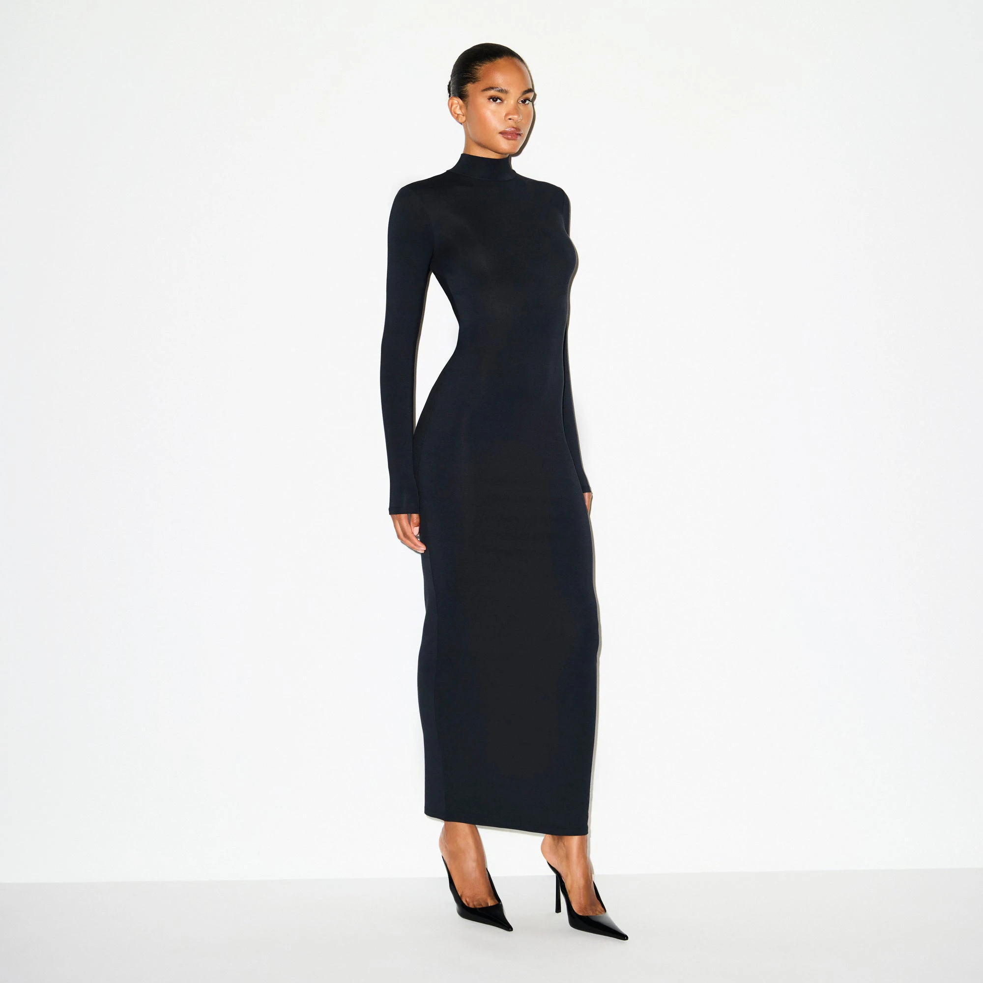 SMOOTH LAYERS TURTLENECK LONG DRESS | OBSIDIAN | SKIMS SMOOTH LAYERS TURTLENECK LONG DRESS | OBSIDIAN | SKIMS