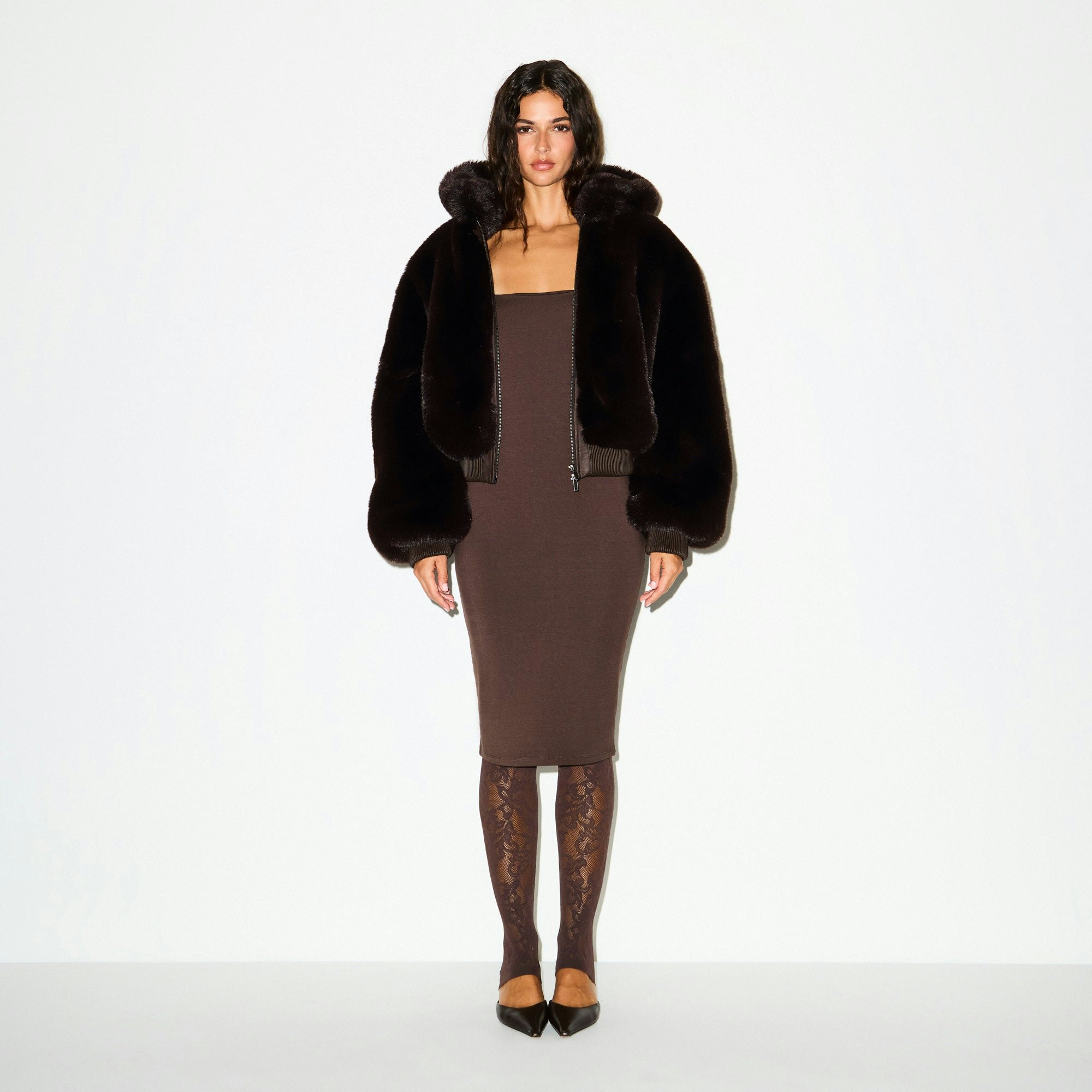 SMOOTH LAYERS SQUARE NECK MIDI DRESS | ESPRESSO ON A MODEL FRONT VIEW @ | FOCUS: 0.0, 1.0, 0.9