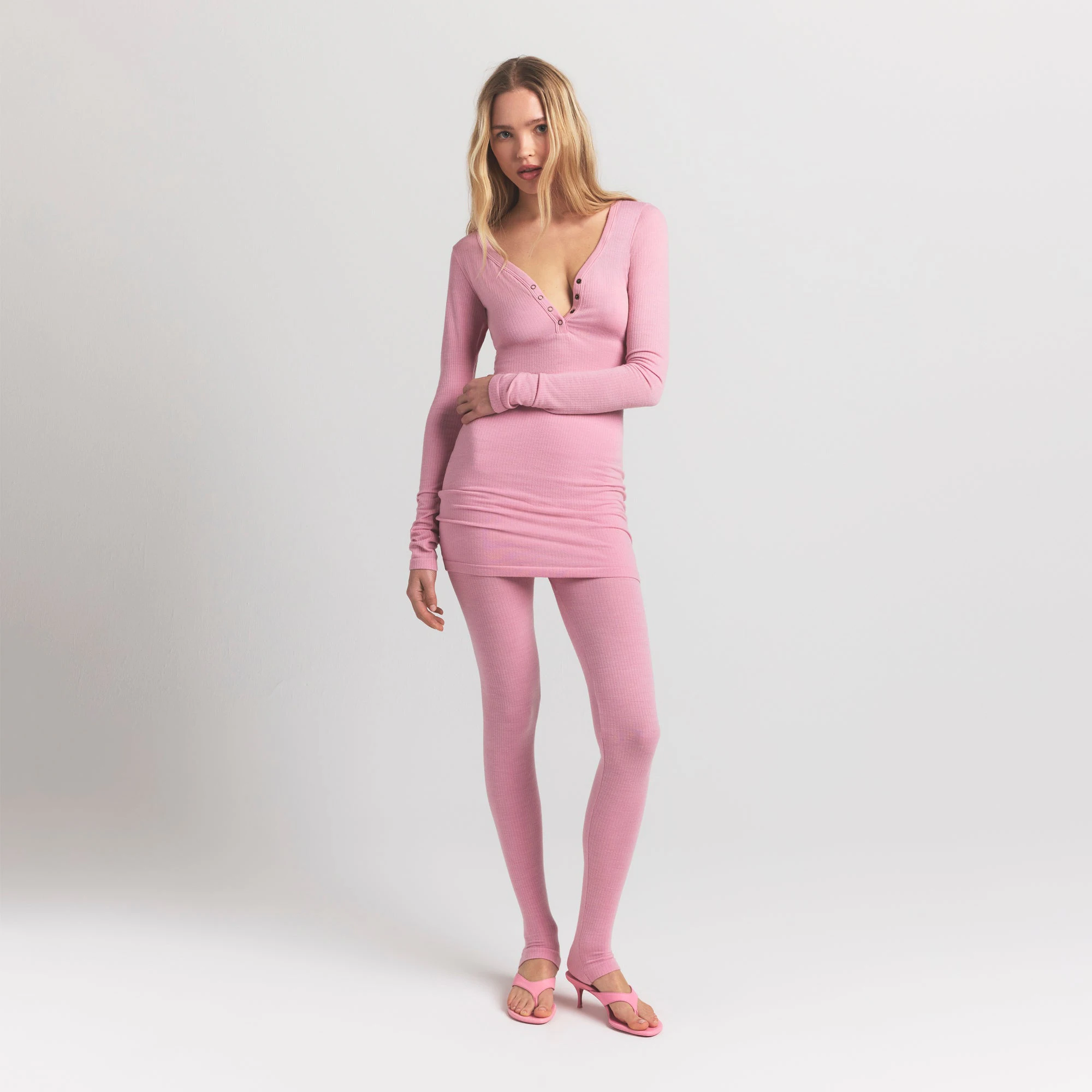 WOOL RIB HENLEY DRESS | HALITE ON A MODEL FRONT VIEW S | FOCUS: 0.0, 1.0, 0.9