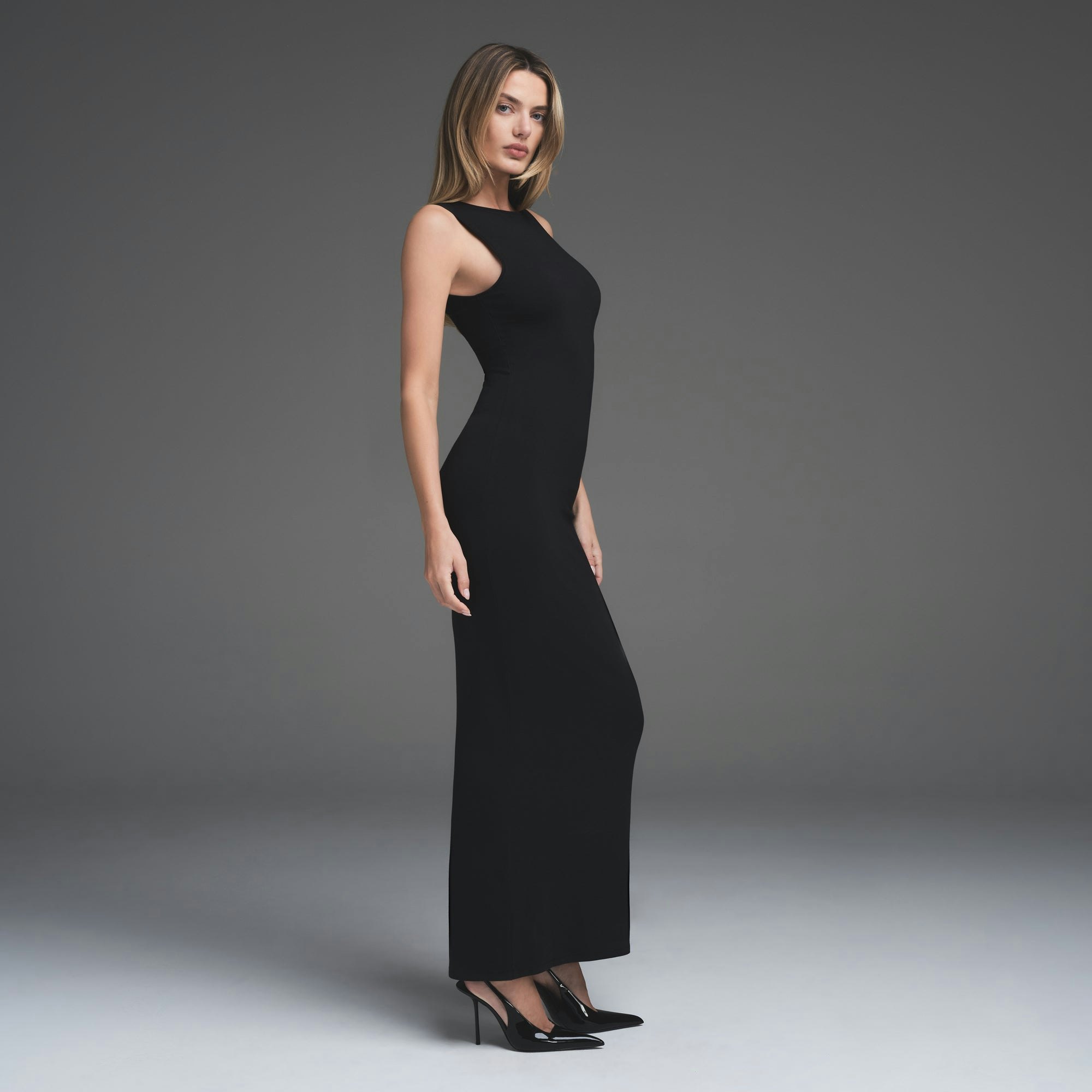SMOOTH LOUNGE LONG BOAT NECK DRESS | OBSIDIAN ON A MODEL BACK VIEW | FOCUS: 0.0, 1.0, 0.9