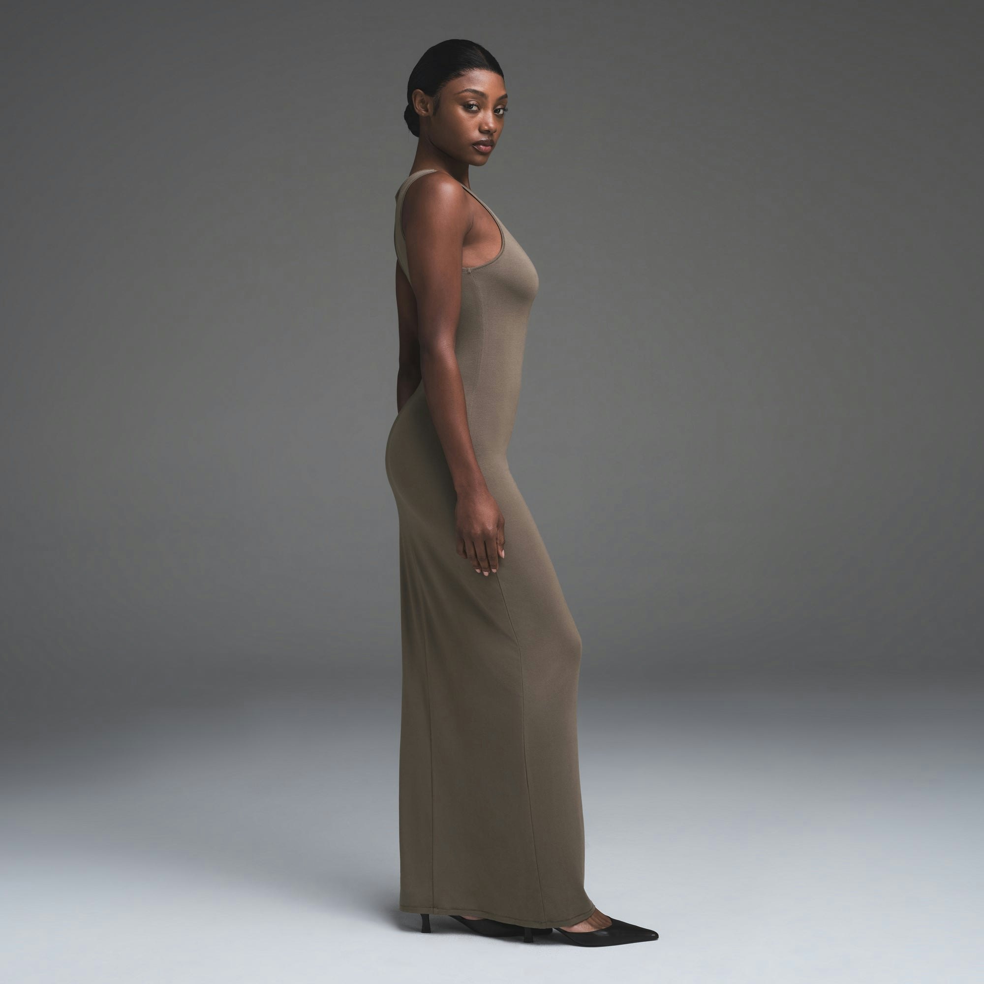 SMOOTH LOUNGE LONG BOAT NECK DRESS | TRUFFLE ON A MODEL BACK VIEW | FOCUS: 0.0, 1.0, 0.9