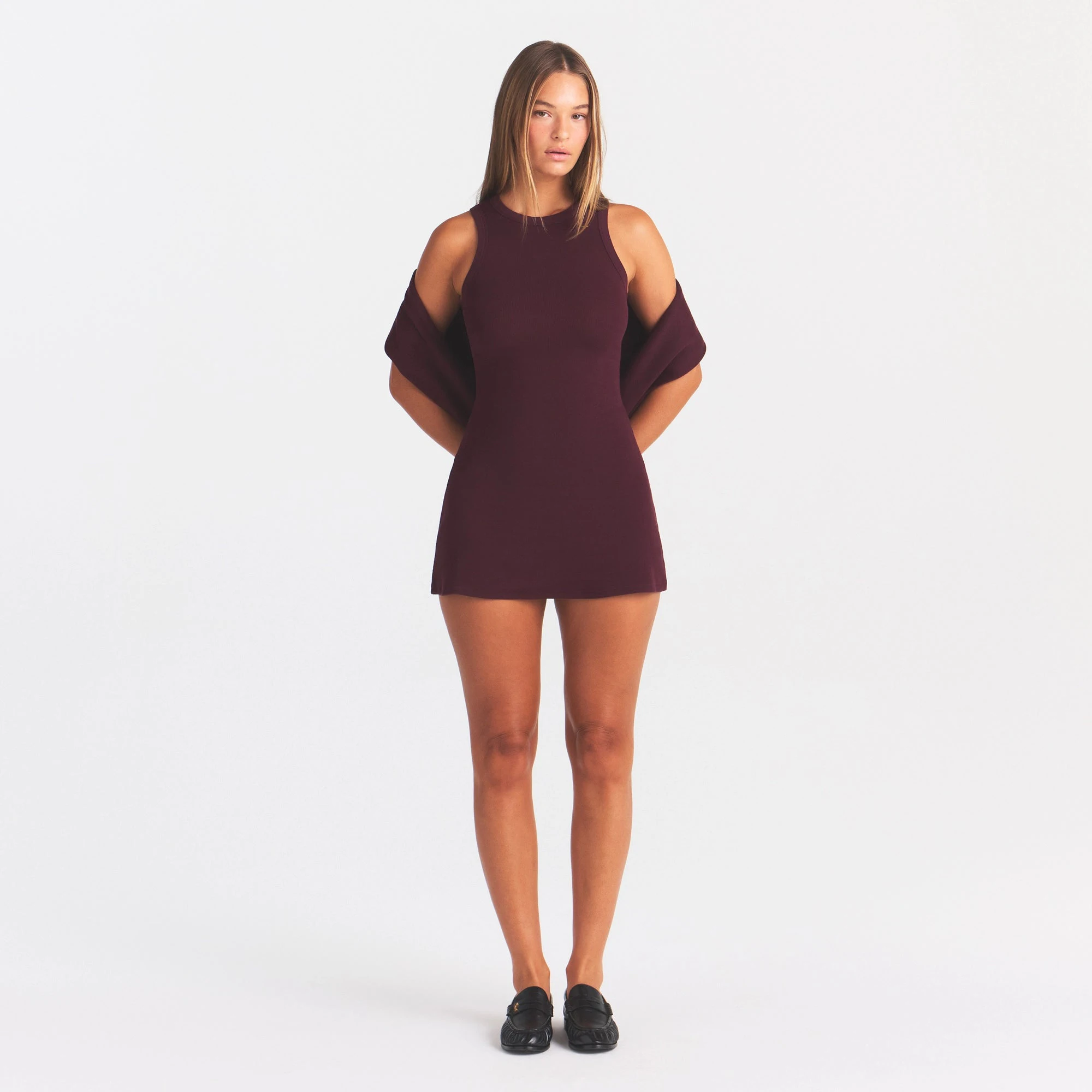 COTTON RIB TANK DRESS | CURRANT & LAYS FLAT ON A WHITE BACKGROUND | FLT
