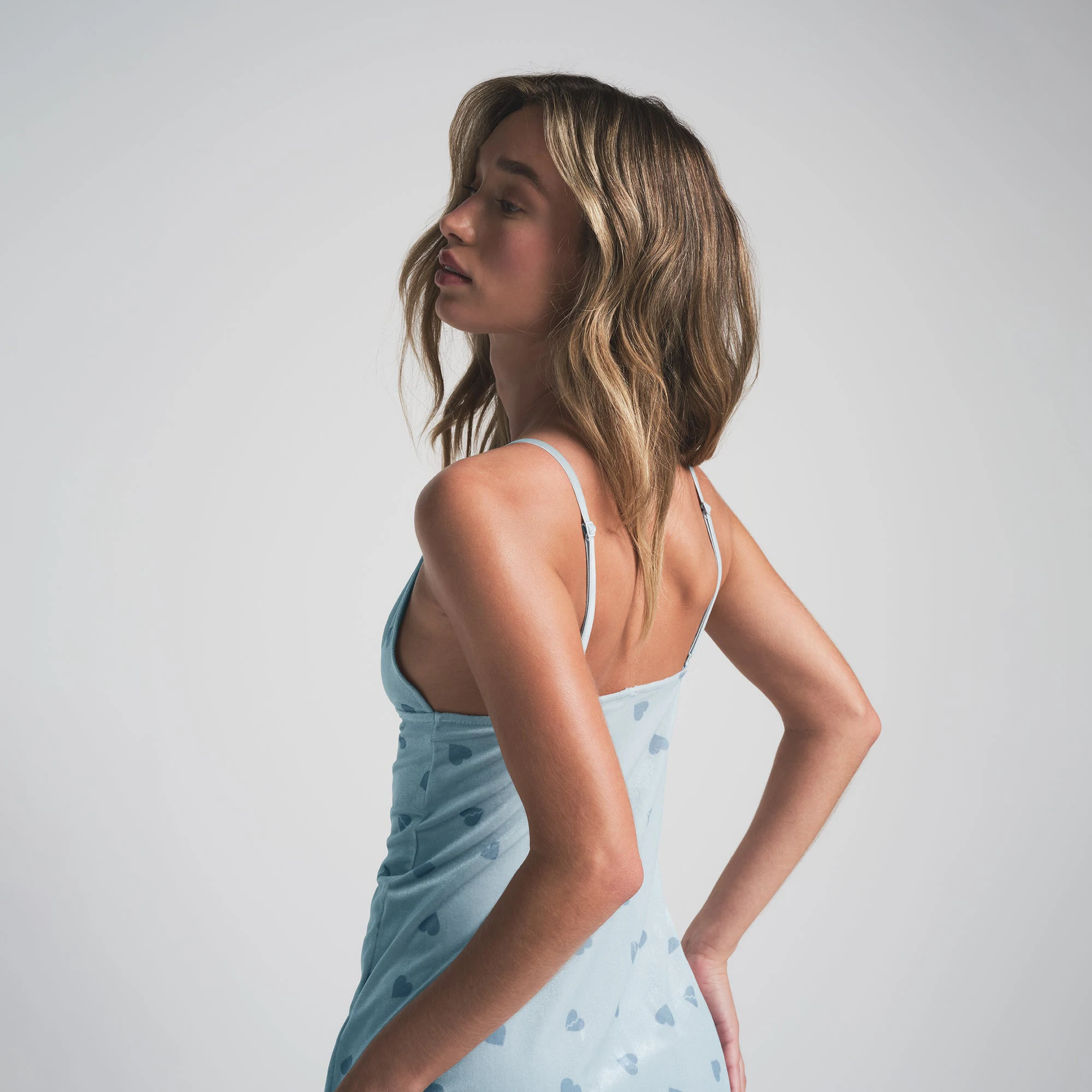 VELVET LACE SLIP DRESS | PLATINUM HEART BREAKER ON A MODEL BACK VIEW | FOCUS: 0.0, 1.0, 0.9