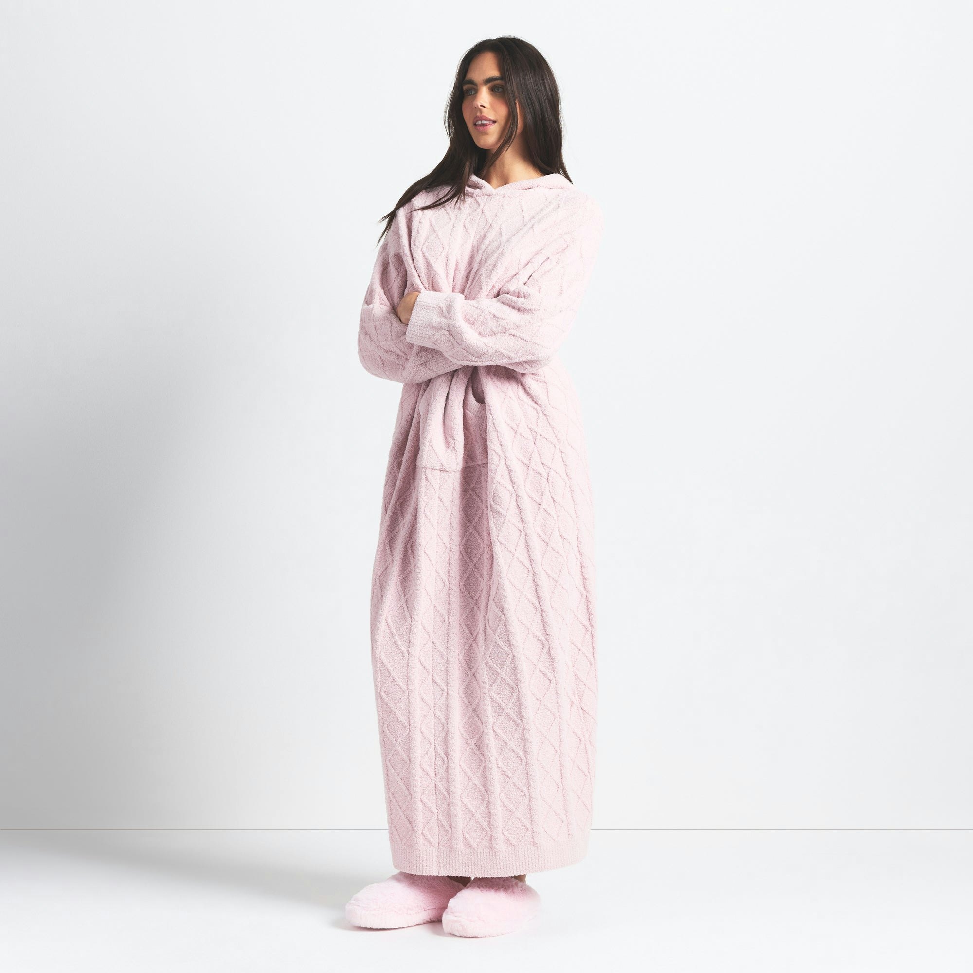 COZY LIGHT OVERSIZED CABLEKNIT LONG DRESS | CHERRY BLOSSOM ON A MODEL FRONT VIEW @ | FOCUS: 0.0, 1.0, 0.9