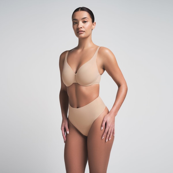 SMOOTHING INTIMATES UNLINED MINIMIZER BRA | CLAY ON A MODEL SIDE VIEW | FOCUS: 0.0, 1.0, 0.9