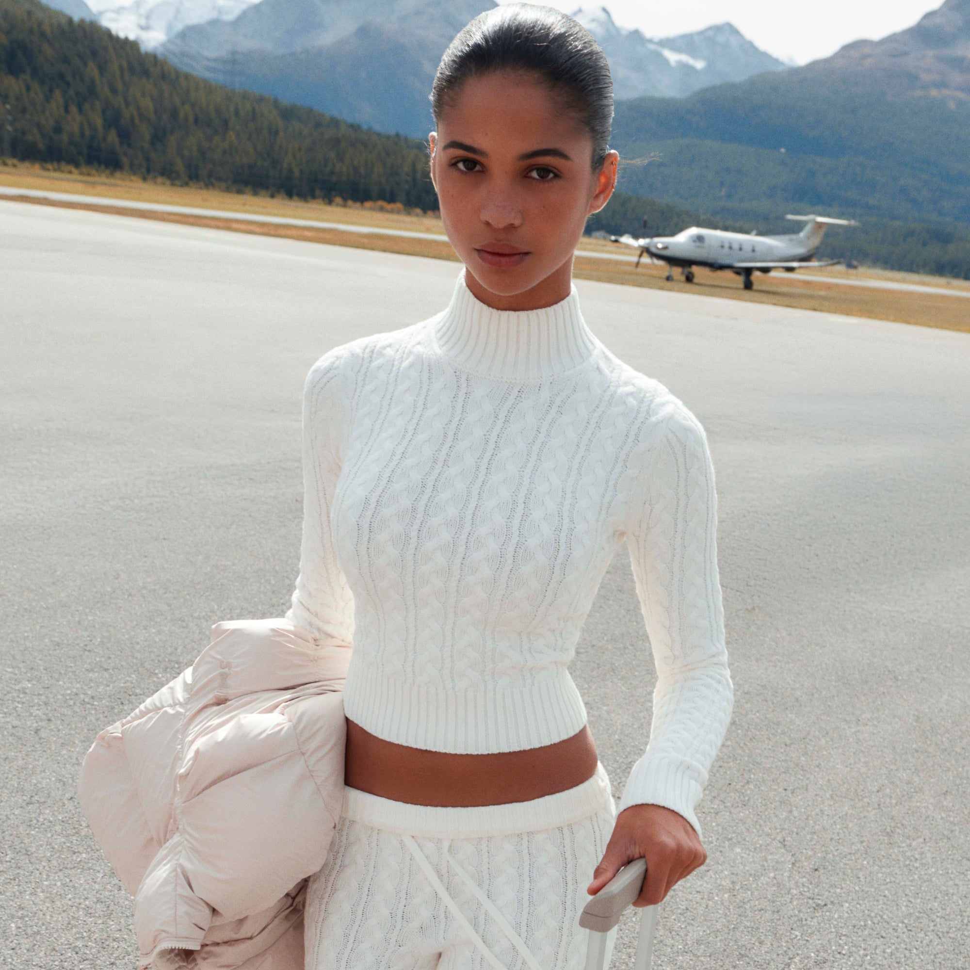 SWEATER KNIT TURTLENECK | IVORY ON A MODEL FRONT VIEW @ | FOCUS: 0.0, 1.0, 0.9