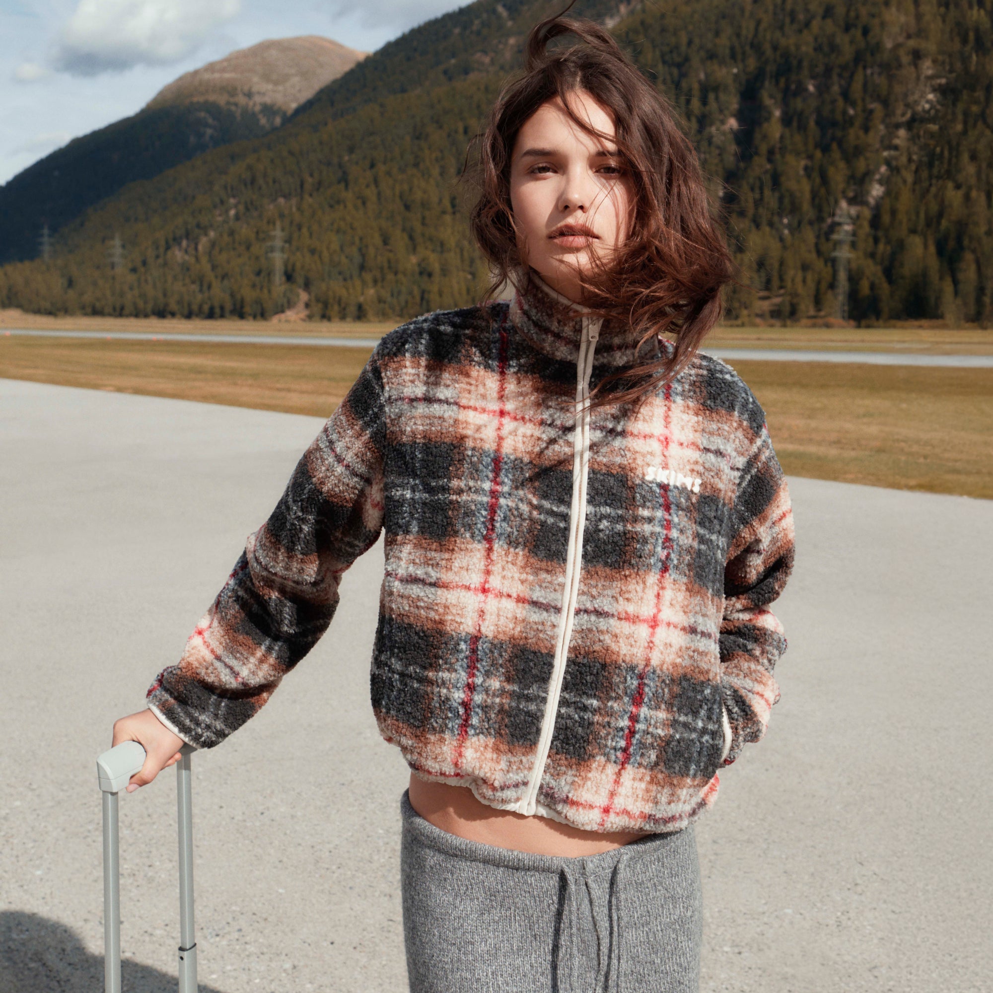 TEDDY BOXY ZIP UP JACKET | SIENNA HERITAGE PLAID ON A MODEL FRONT VIEW @ | FOCUS: 0.0, 1.0, 0.9
