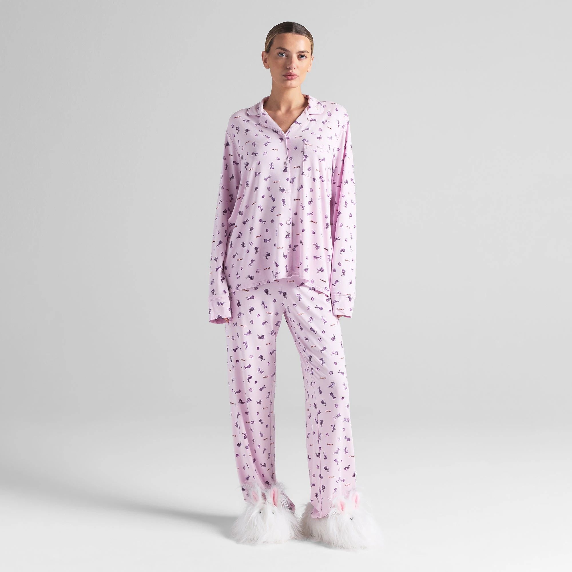 PLUSH BUNNY SLIPPER | MARBLE ON A MODEL FRONT VIEW