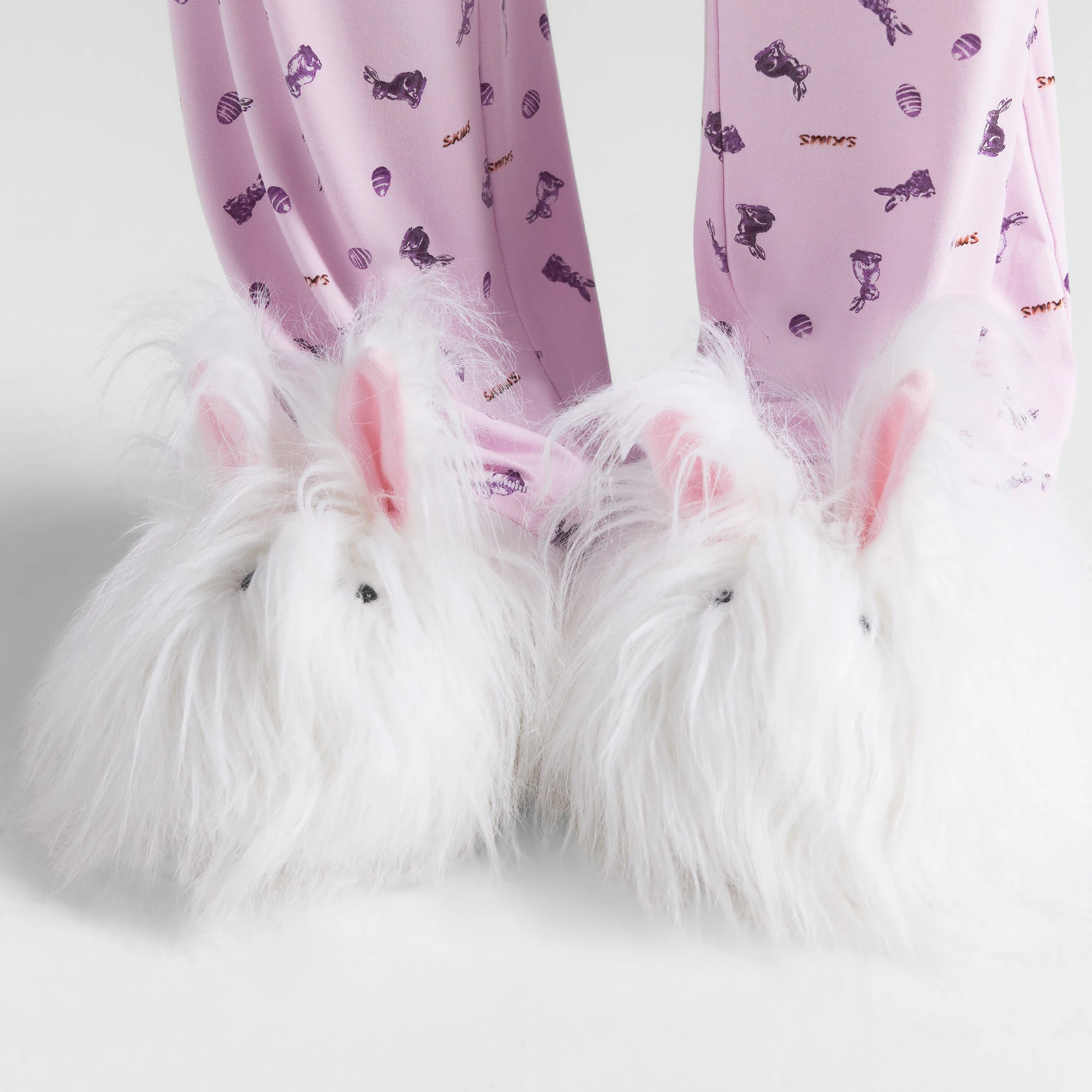 PLUSH BUNNY SLIPPER | MARBLE ON A MODEL FRONT VIEW