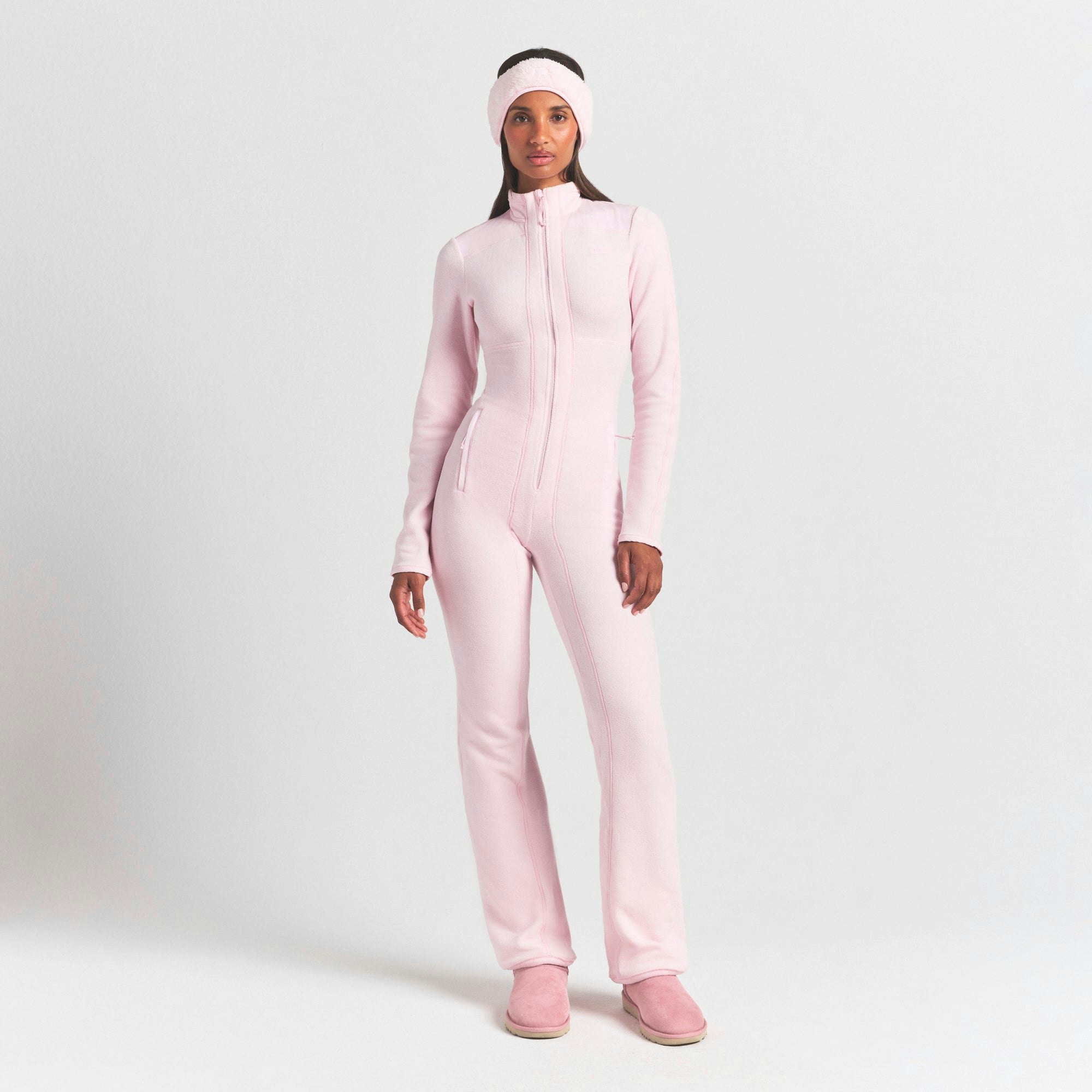 HIGHLINE HEADBAND | BABY PINK ON A MODEL FRONT VIEW @ | FOCUS: 0.0, 1.0, 0.9