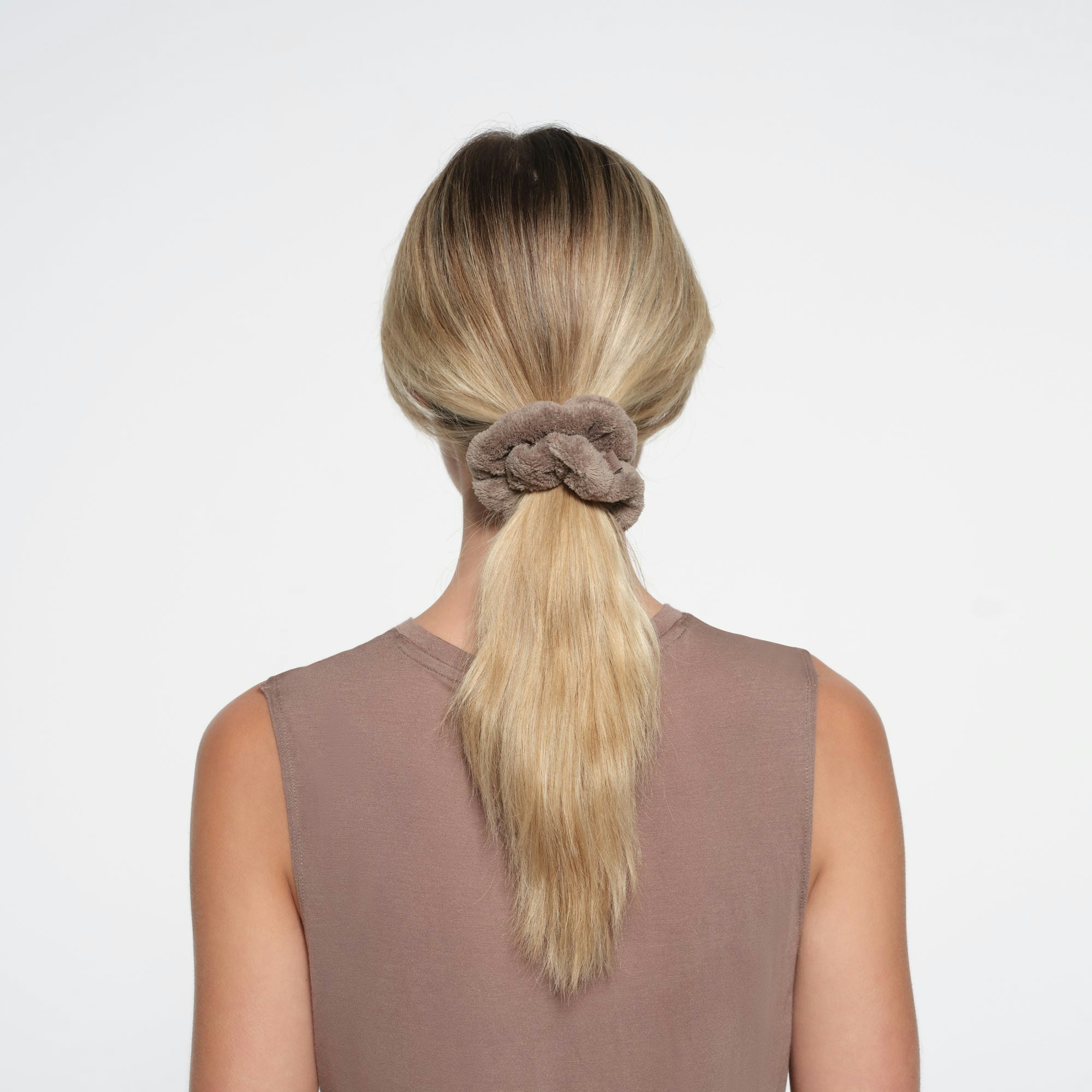 MIRCO FIBER SCRUNCHIE SET | TRUFFLE ON A MODEL BACK VIEW