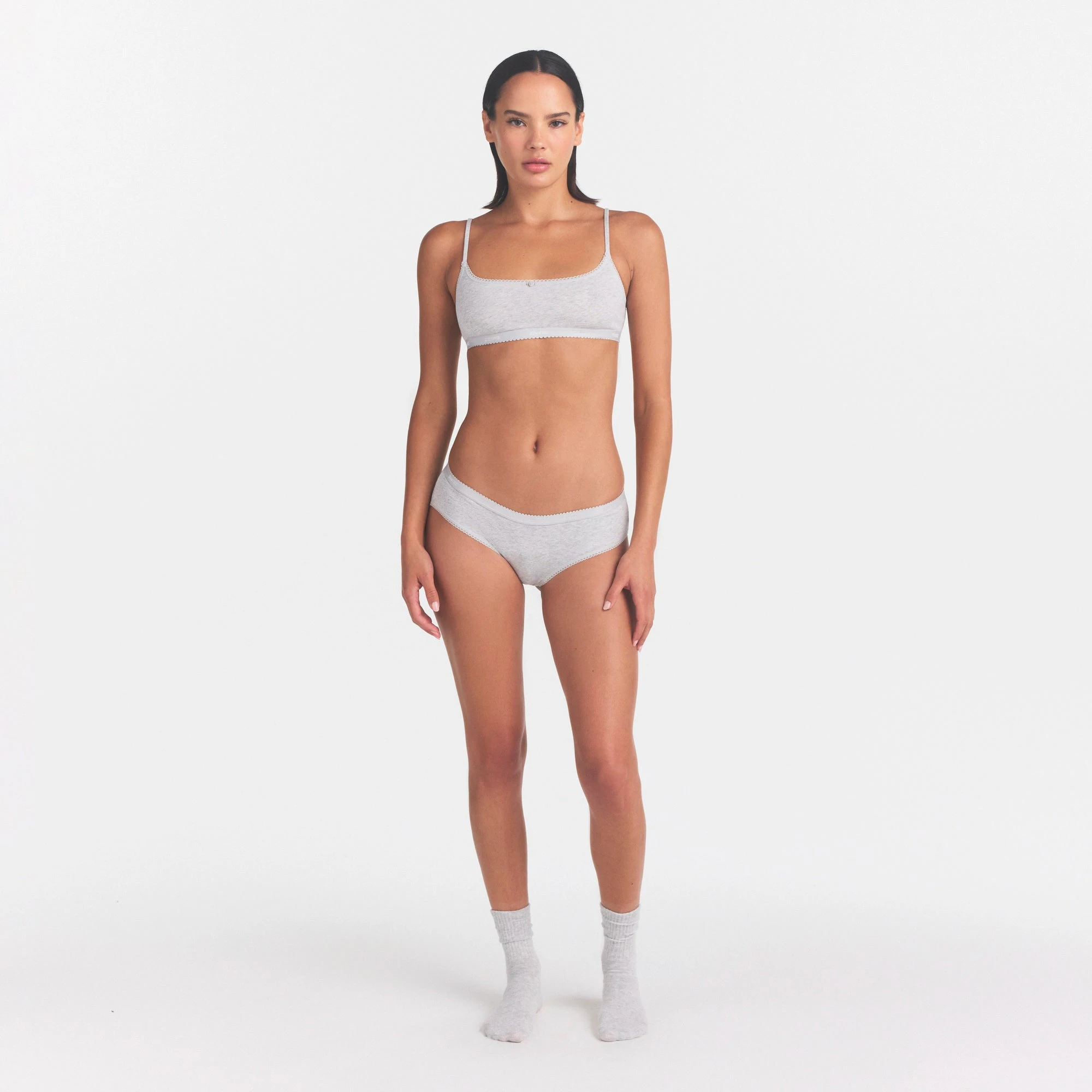 LIGHTWEIGHT COTTON LOGO PICOT HIPSTER | LIGHT HEATHER GREY ON A MODEL FRONT VIEW | FOCUS: 0.0, 1.0, 0.9