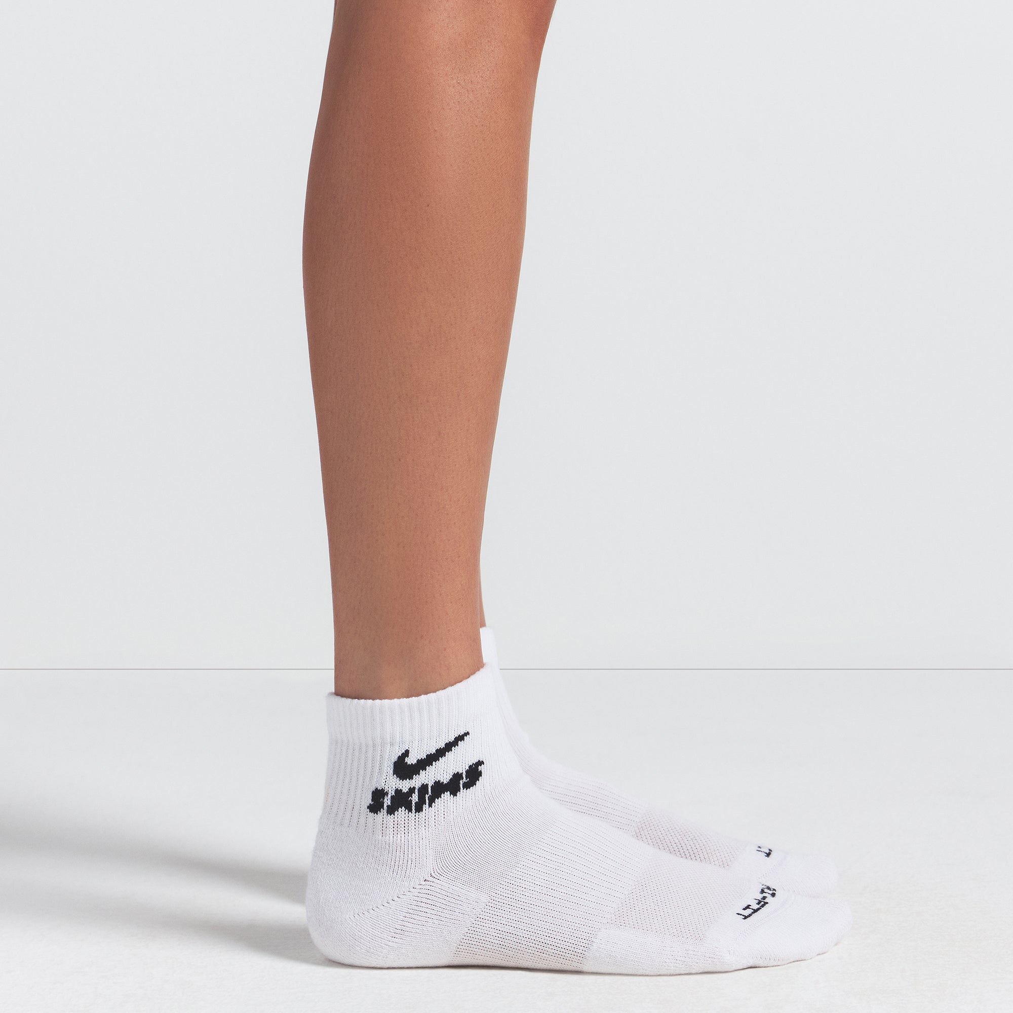 nike crew quarter socks