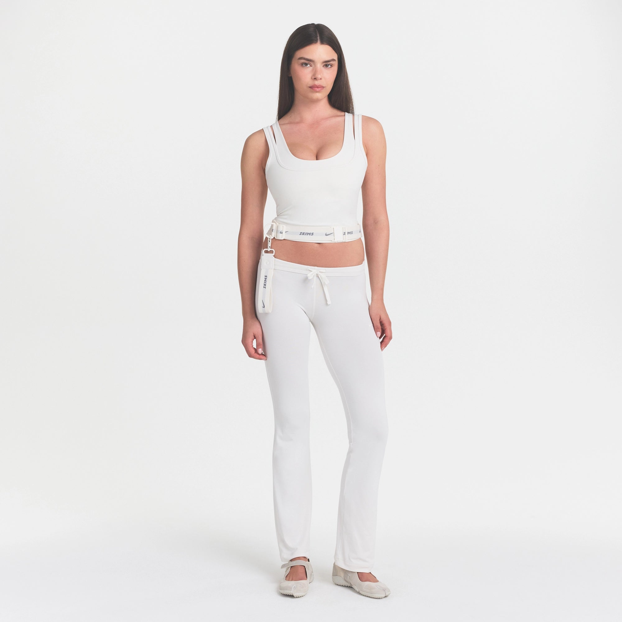 NikeSKIMS MATTE DOUBLE STRAP SCOOP TANK | IVORY ON A MODEL 