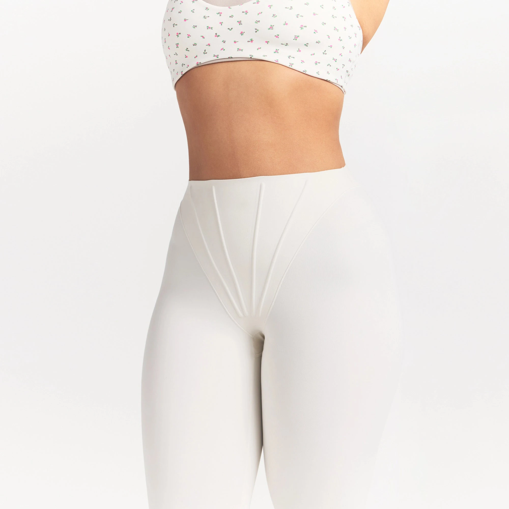 NikeSKIMS MATTE HIGH WAIST CORSET 26" LEGGING | IVORY ON A MODEL