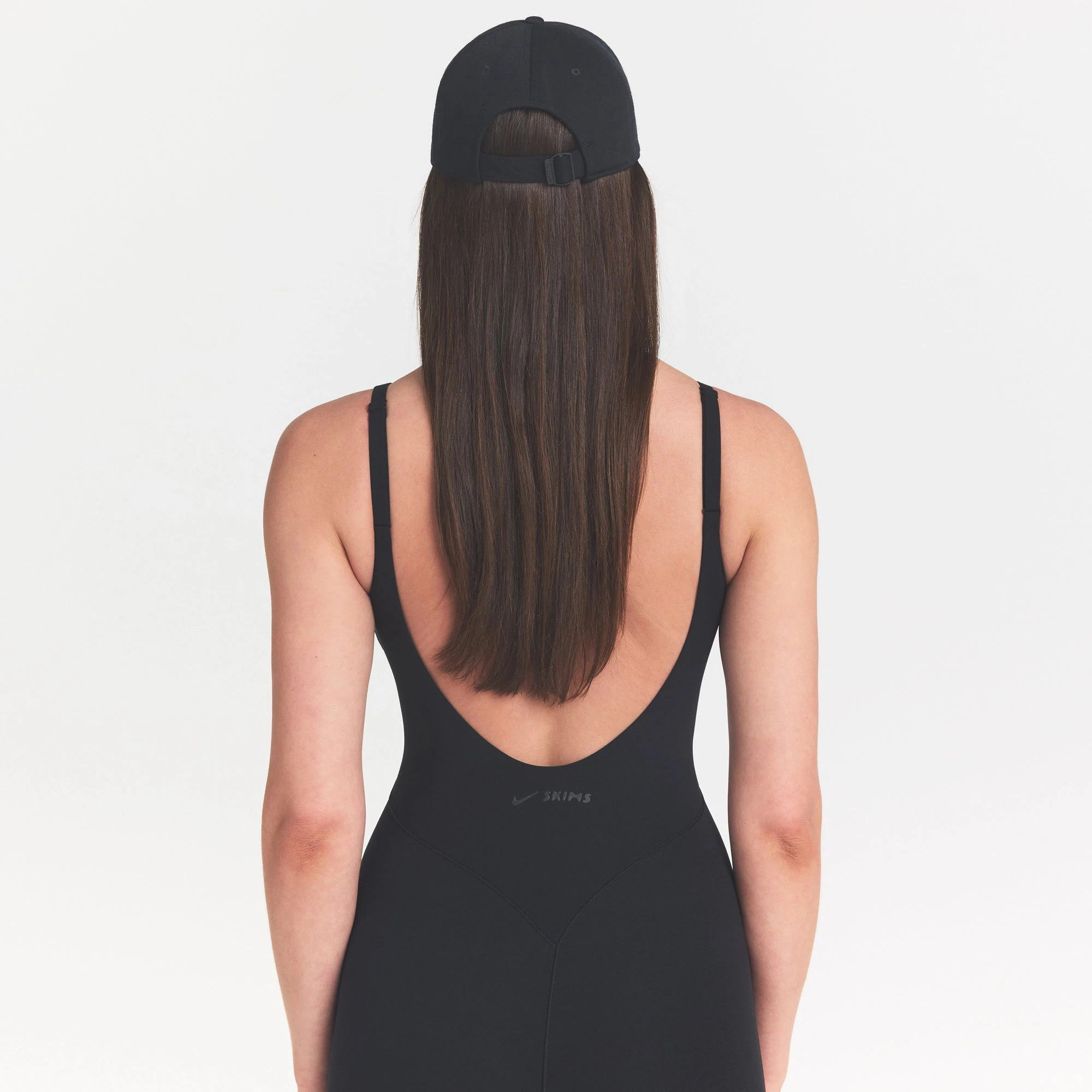 NikeSKIMS ACCESSORIES CLUB CAP | OBSIDIANON A MODEL VIEW @ | FOCUS: 0.0, 1.0, 0.9