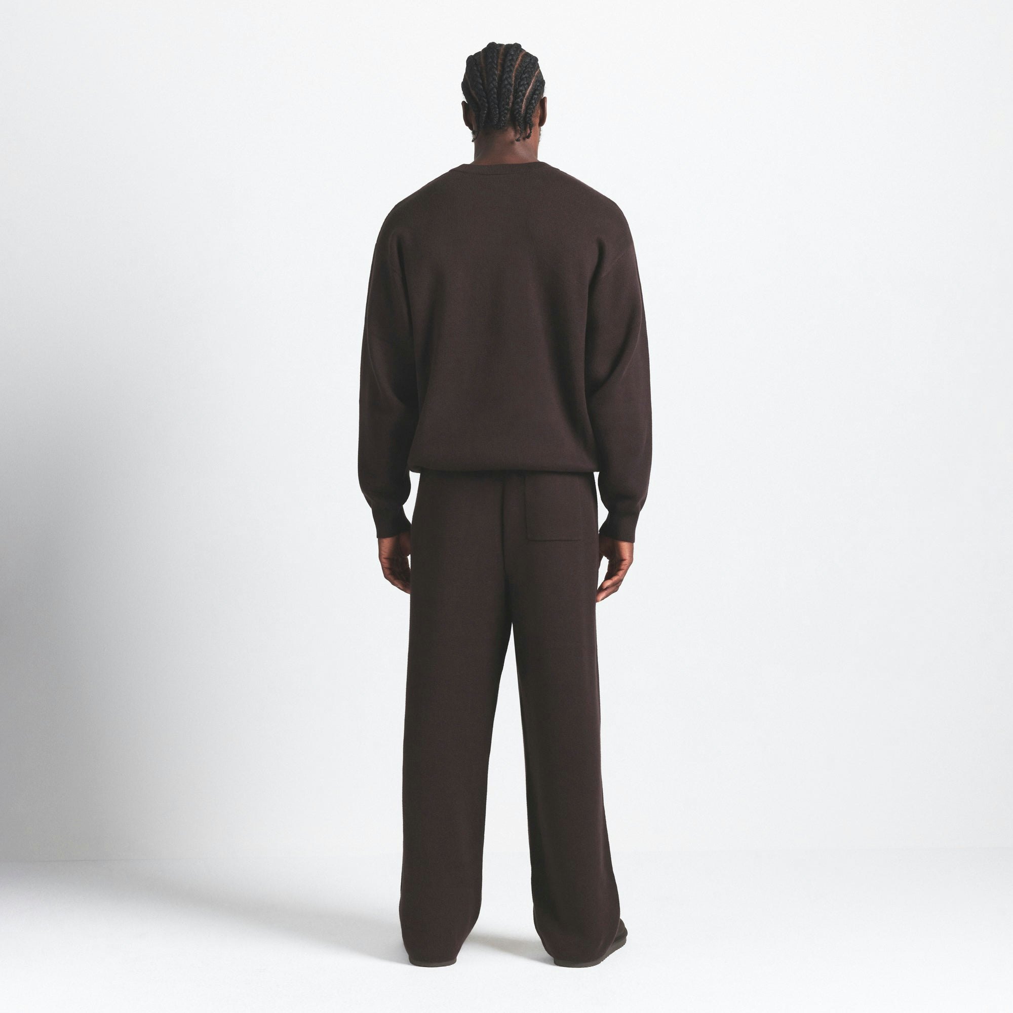COTTON KNIT MENS STRAIGHT LEG PANT | PHOENIX ON A MODEL FRONT VIEW @ | FOCUS: 0.0, 1.0, 0.9