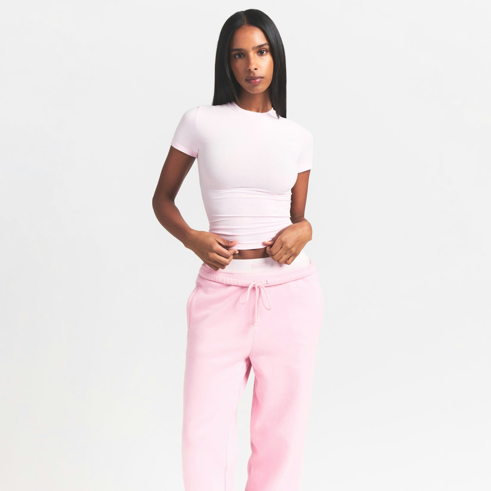 COTTON FLEECE CLASSIC JOGGER | HALITE ON A MODEL FRONT VIEW @ | FOCUS: 0.9, 0.1, 0.7