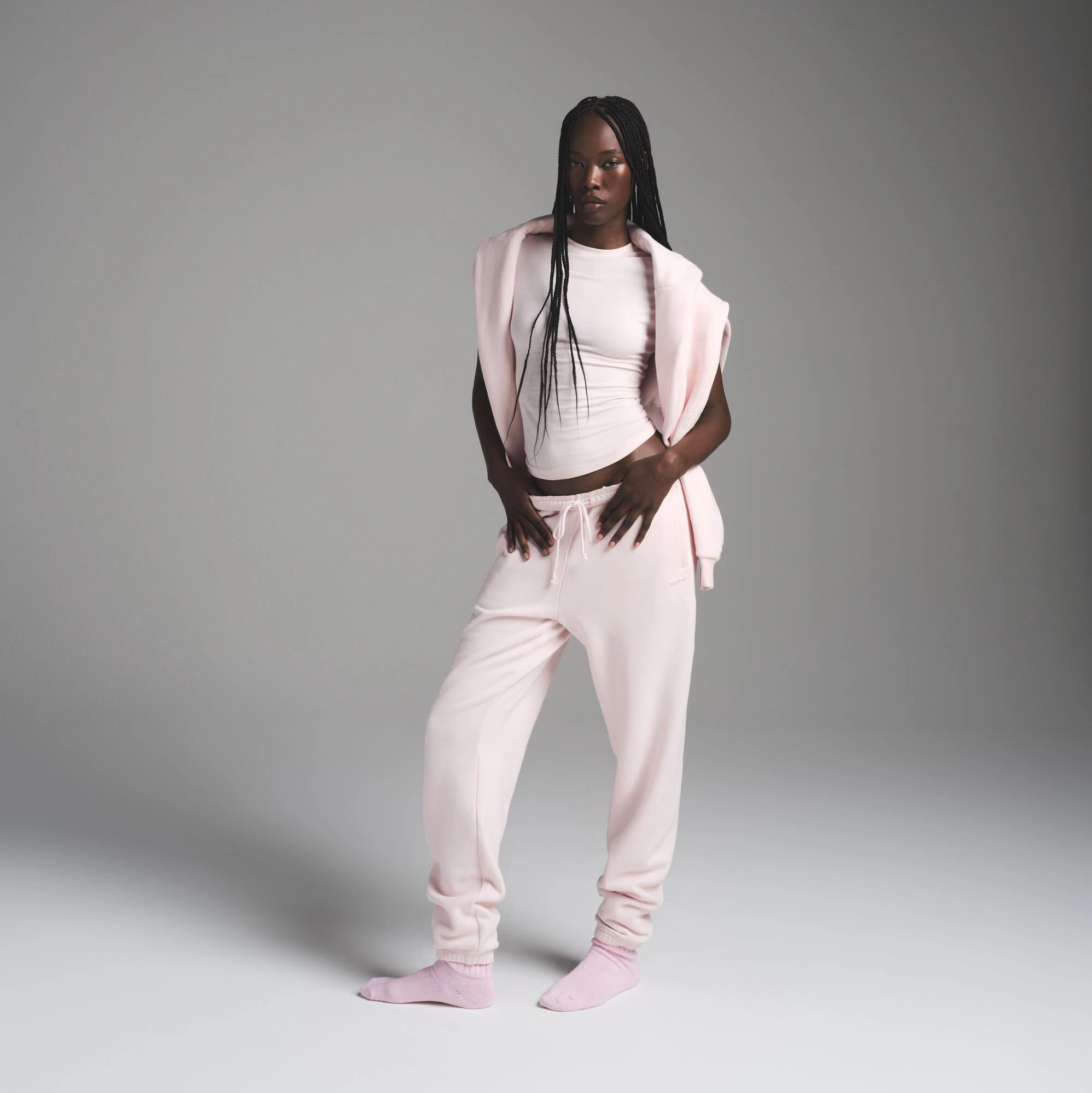 COTTON FLEECE CLASSIC JOGGER | BARELY PINK ON A MODEL FRONT VIEW | FOCUS: 0.0, 1.0, 0.9