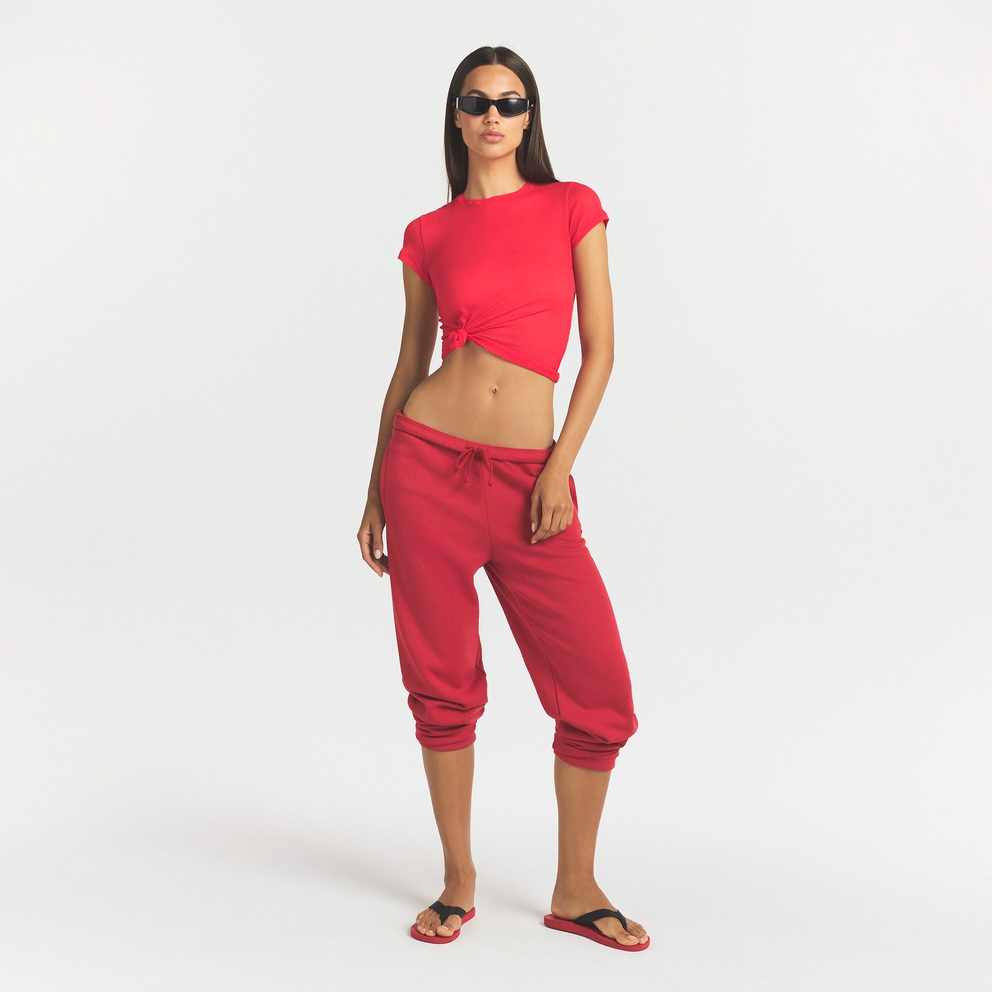 COTTON FLEECE CLASSIC JOGGER | WASHED RED ON A MODEL FRONT VIEW @ | FOCUS: 0.0, 1.0, 0.9