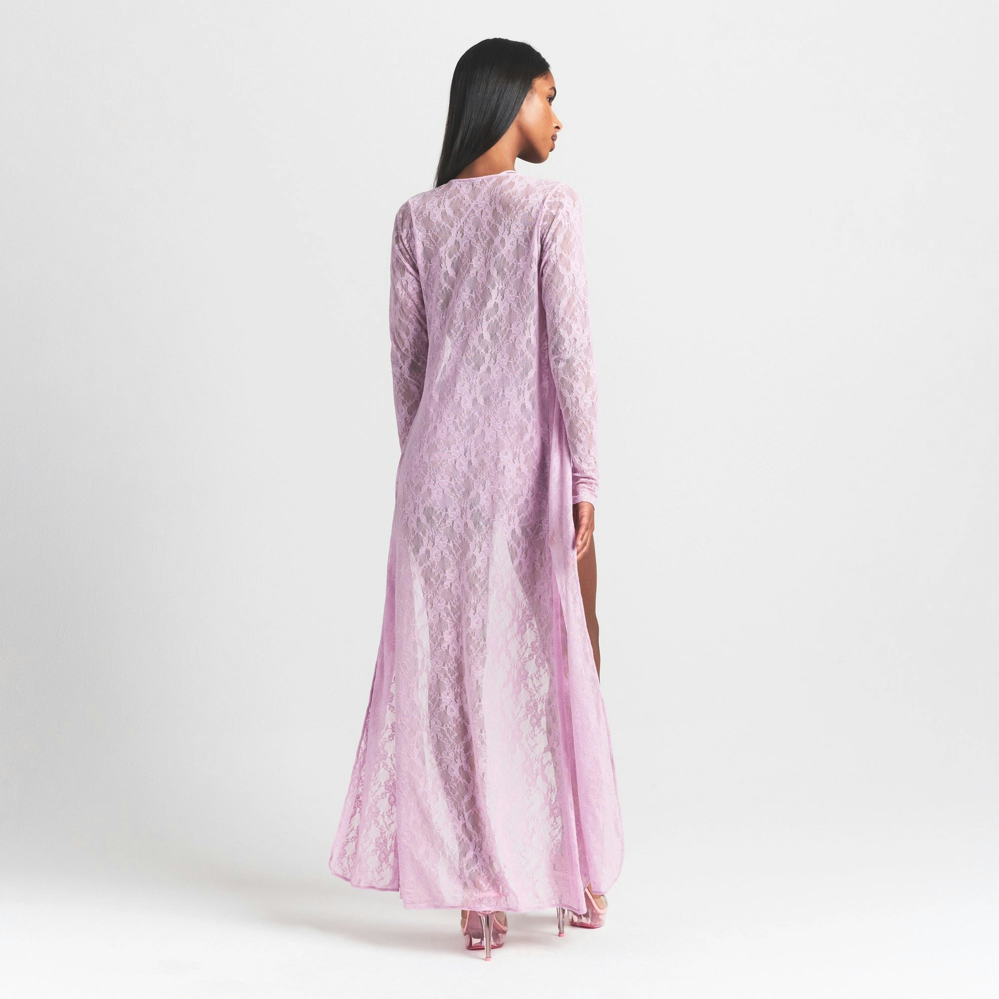 STRETCH LACE LONG ROBE | BABY PINK ON A MODEL FRONT VIEW @ | FOCUS: 0.0, 1.0, 0.9