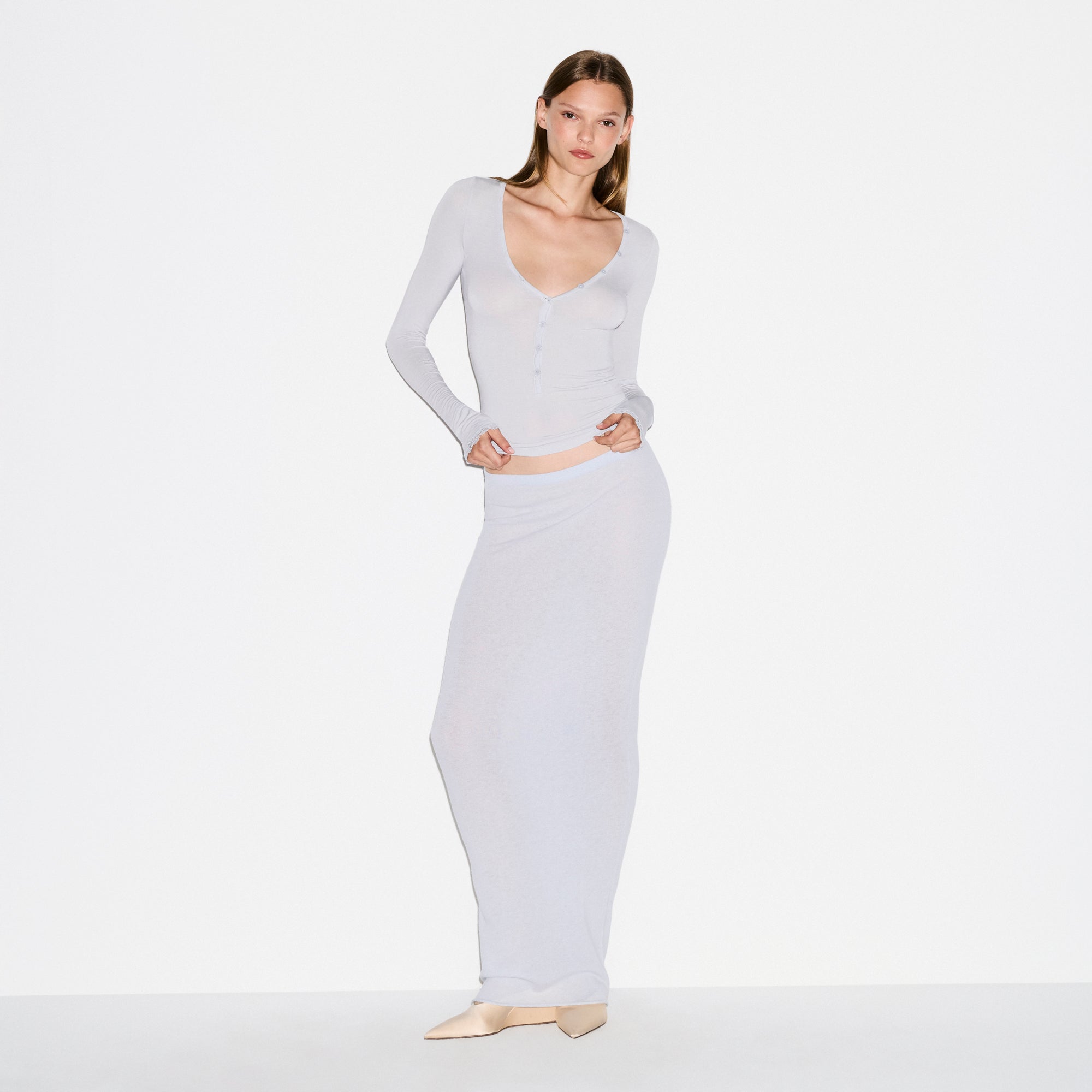 SHEER MODAL LONG SLEEVE HENLEY | MIST ON A MODEL FRONT VIEW @ | FOCUS: 0.0, 1.0, 0.9