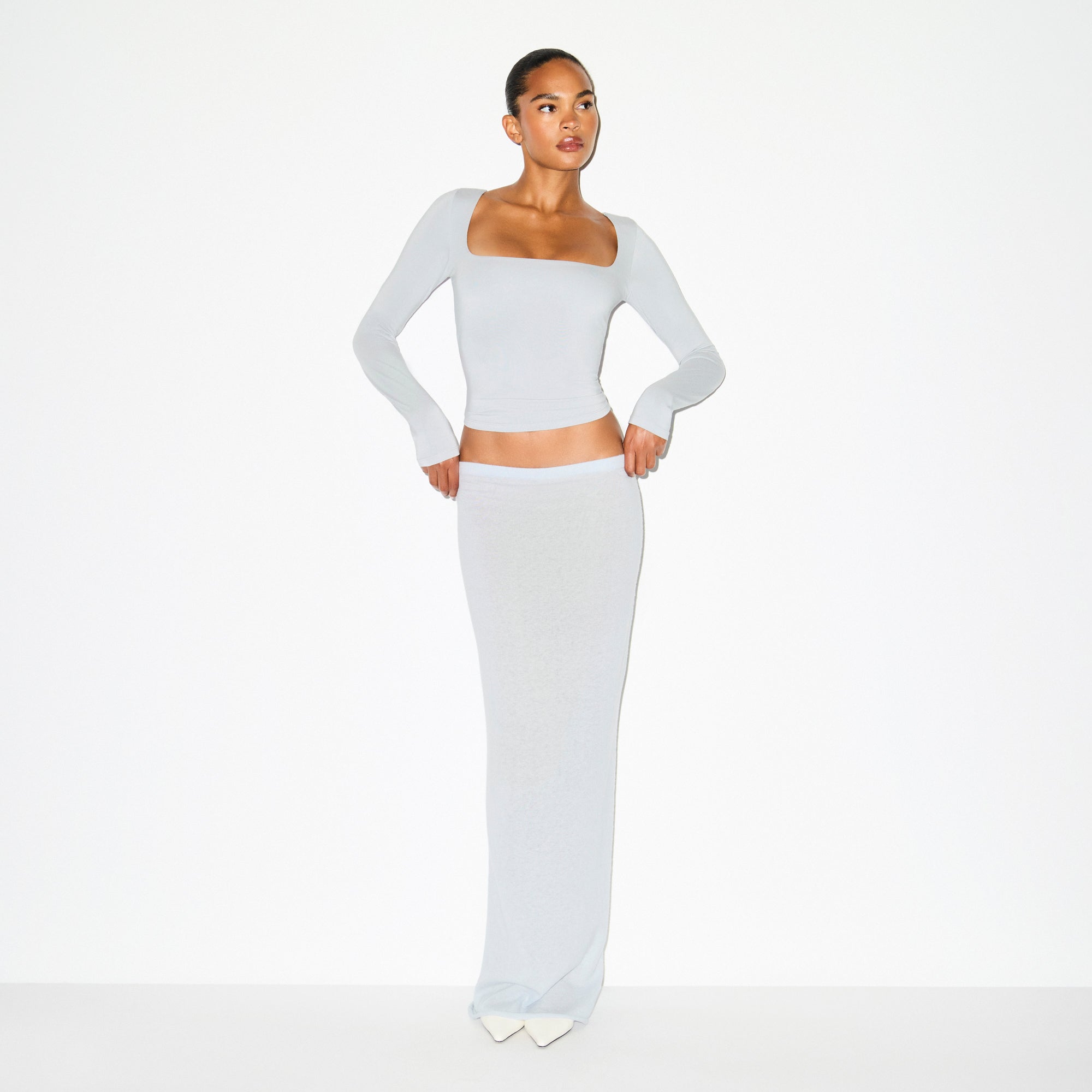 SMOOTH LAYERS SQUARE NECK TOP | MIST ON A MODEL FRONT VIEW @ | FOCUS: 0.0, 1.0, 0.9
