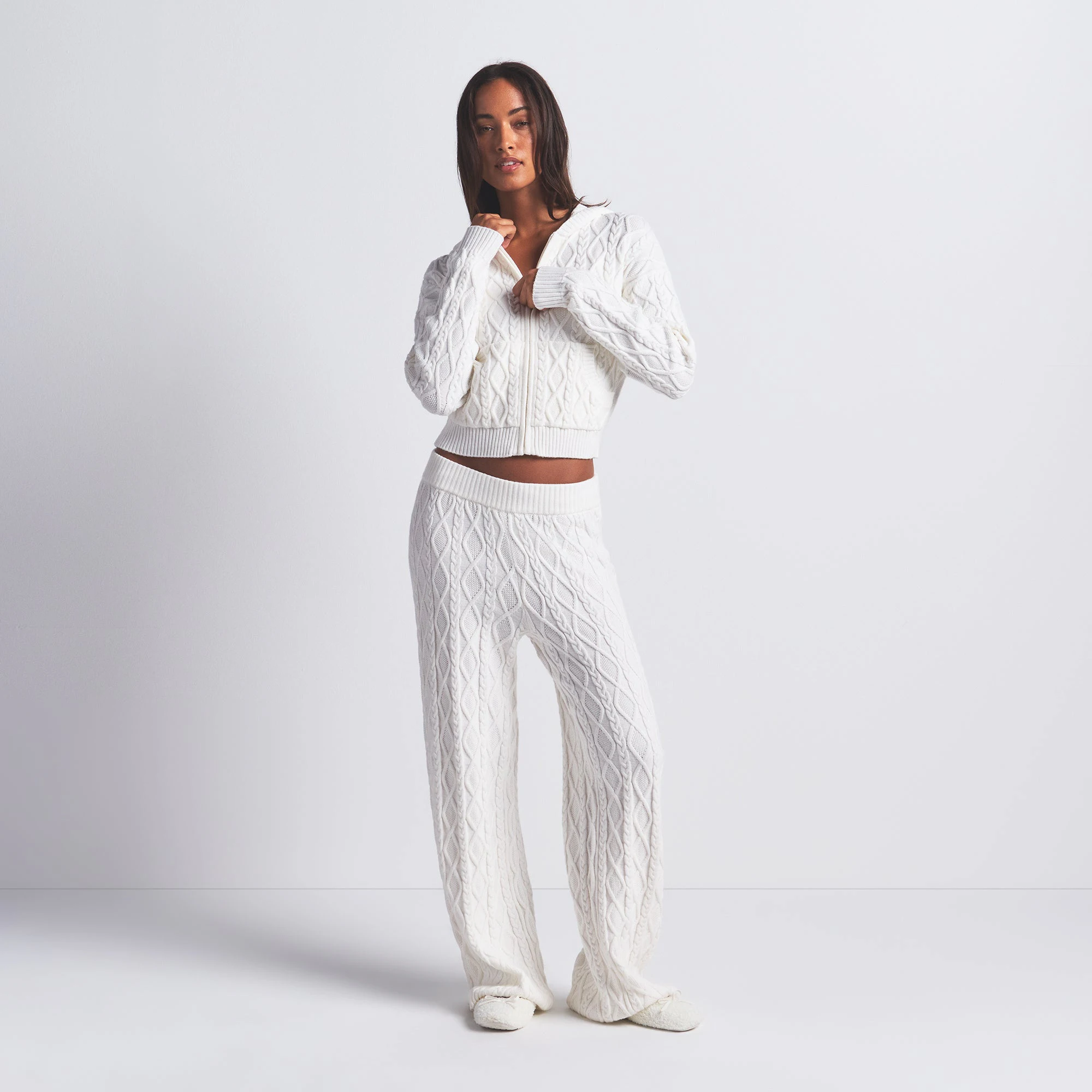 SWEATER KNIT SHRUNKEN ZIP UP HOODIE | IVORY ON A MODEL FRONT VIEW @ | FOCUS: 0.0, 1.0, 0.9