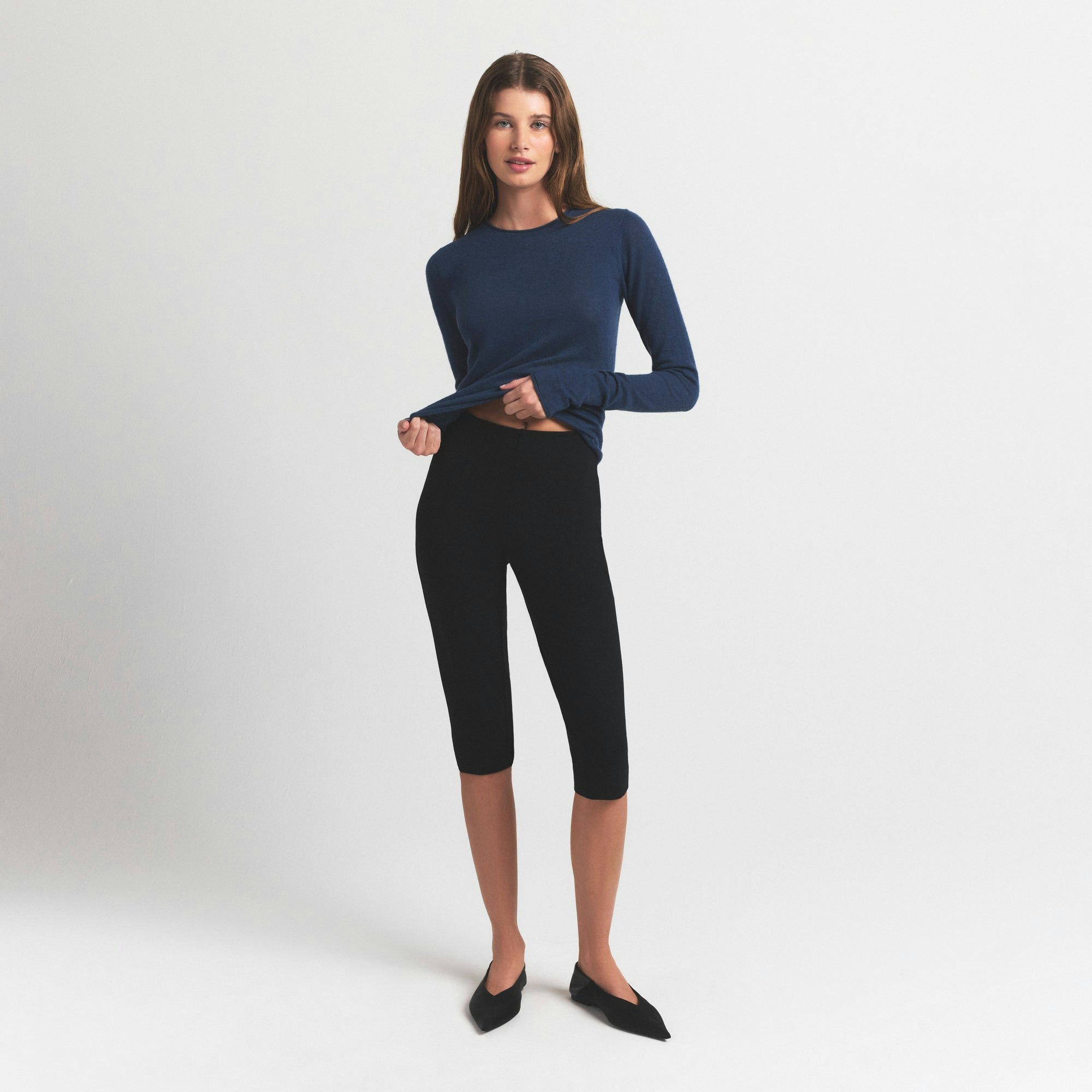 FEATHERWEIGHT CASHMERE LONG SLEEVE TOP | INDIGO ON A MODEL FRONT VIEW S | FOCUS: 0.0, 1.0, 0.9