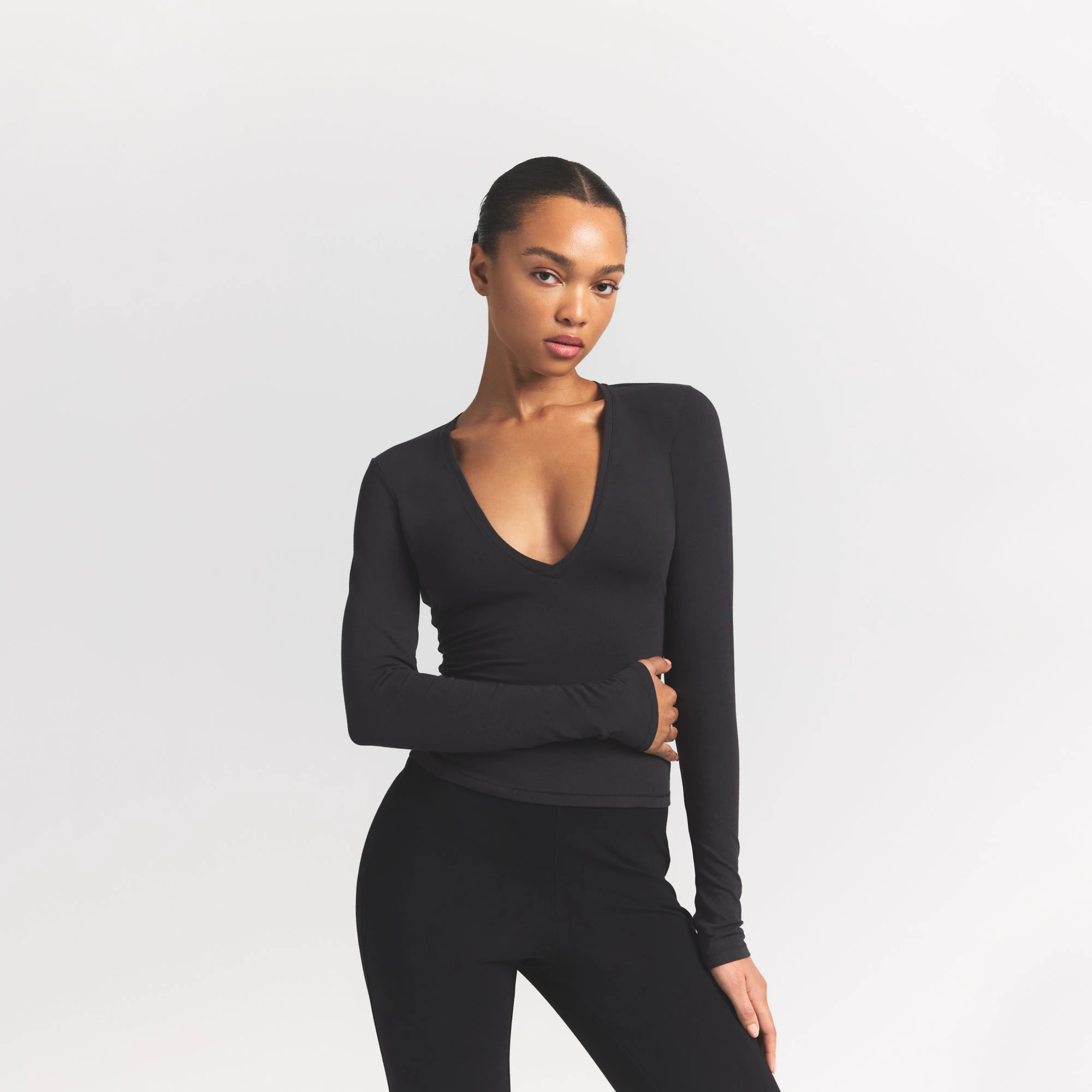 COTTON JERSEY LONG SLEEVE PLUNGE TOP | SOOT | SKIMS COTTON JERSEY LONG SLEEVE PLUNGE TOP | SOOT | SKIMS