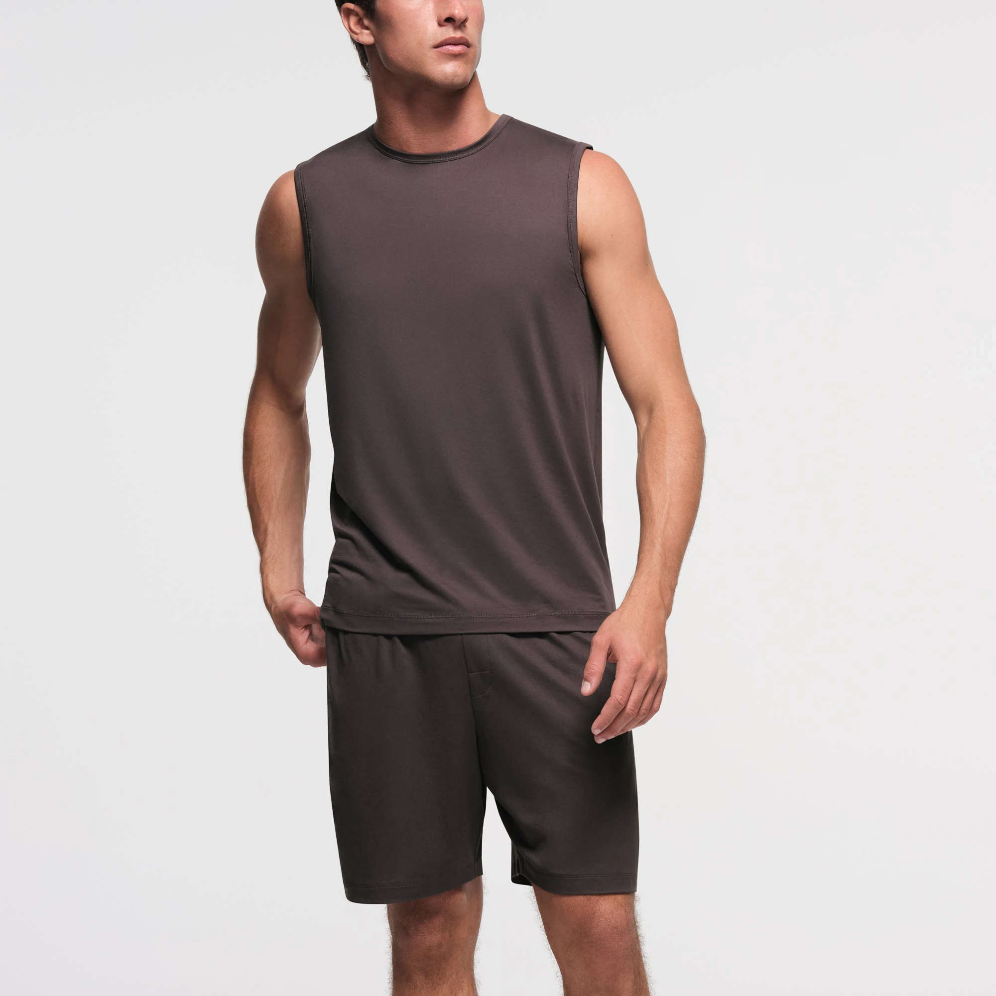 OUTDOOR JERSEY MENS MUSCLE TANK | IRON ON A MODEL FRONT VIEW