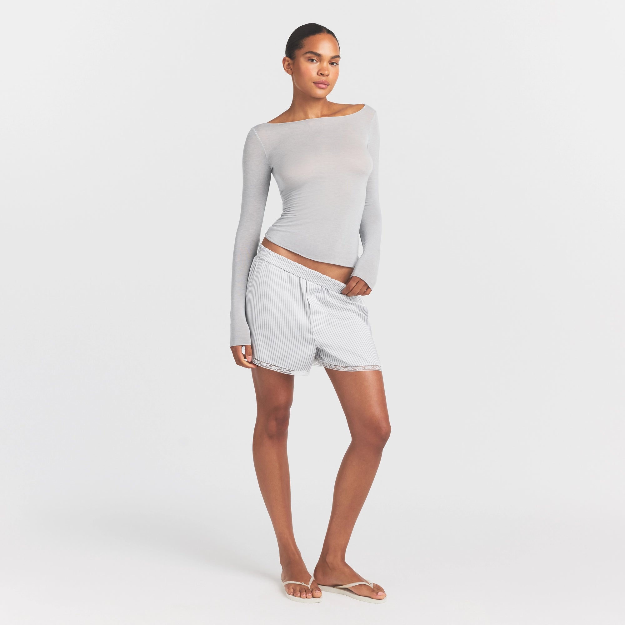 SHEER MODAL LONG SLEEVE BOATNECK TOP | HEATHER GREY ON A MODEL FRONT VIEW