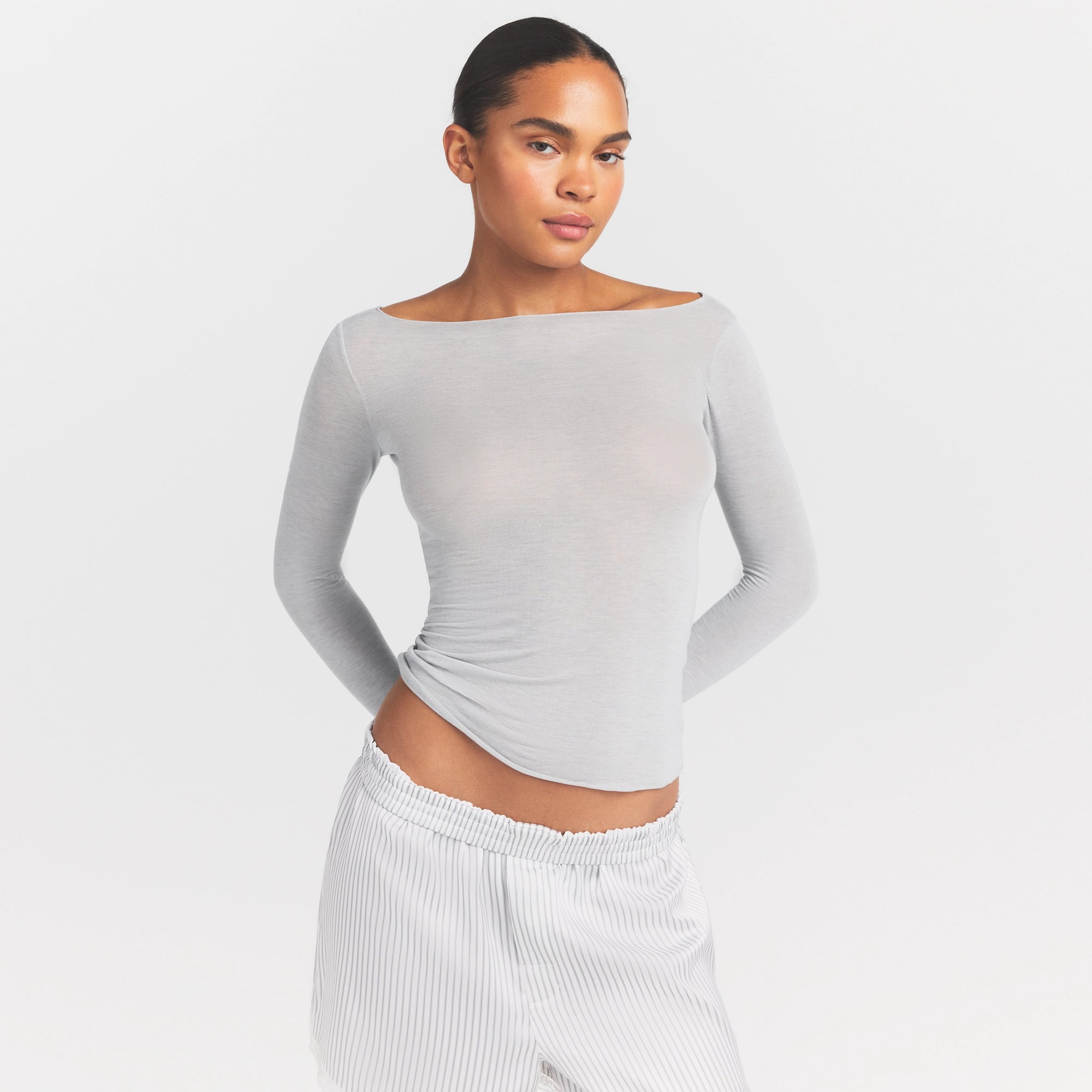 SHEER MODAL LONG SLEEVE BOATNECK TOP | HEATHER GREY ON A MODEL SIDE VIEW