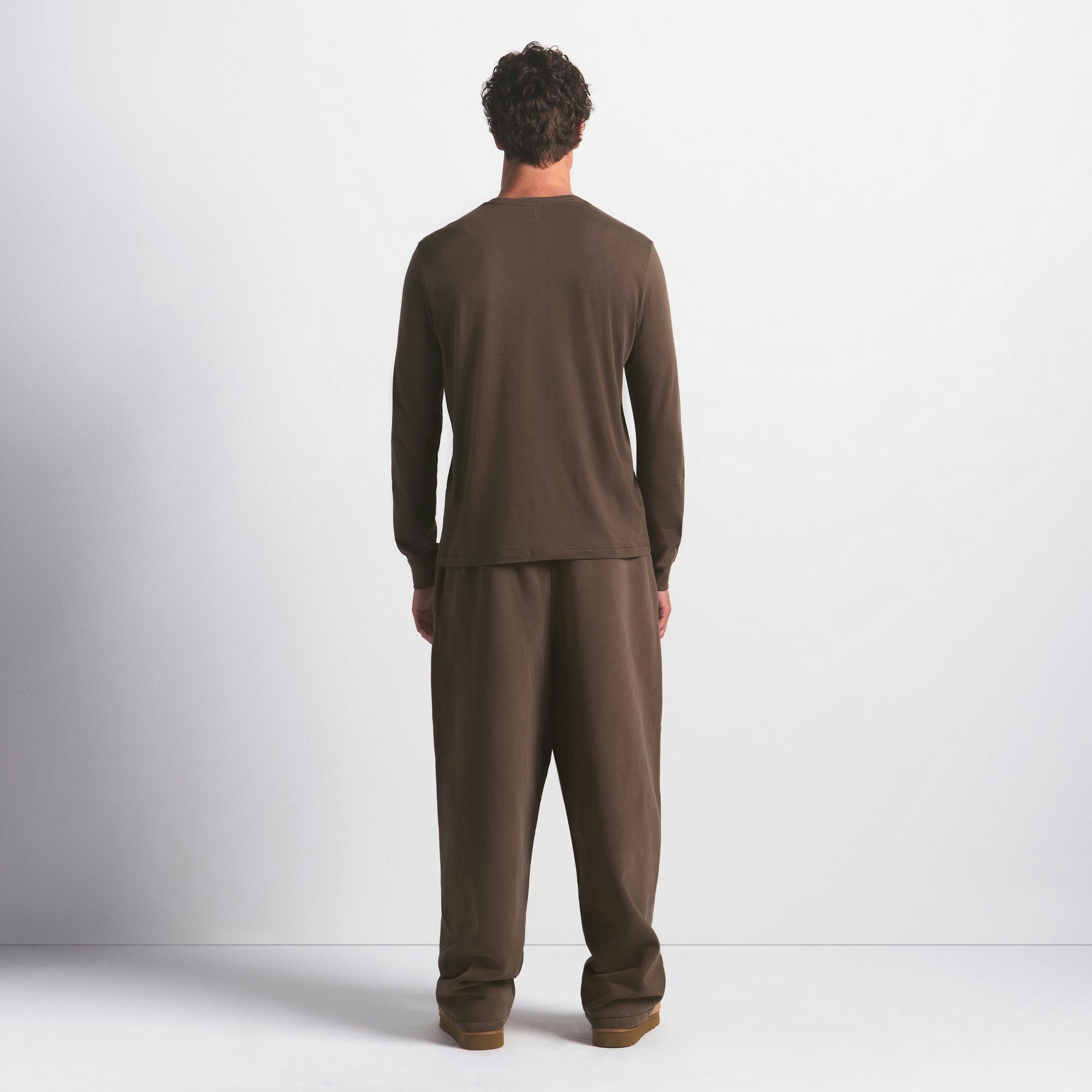 SKIMS COTTON MENS CLASSIC LONG SLEEVE T-SHIRT | DRIFTWOOD ADDITIONAL FABRIC DETAILS | about this fabric