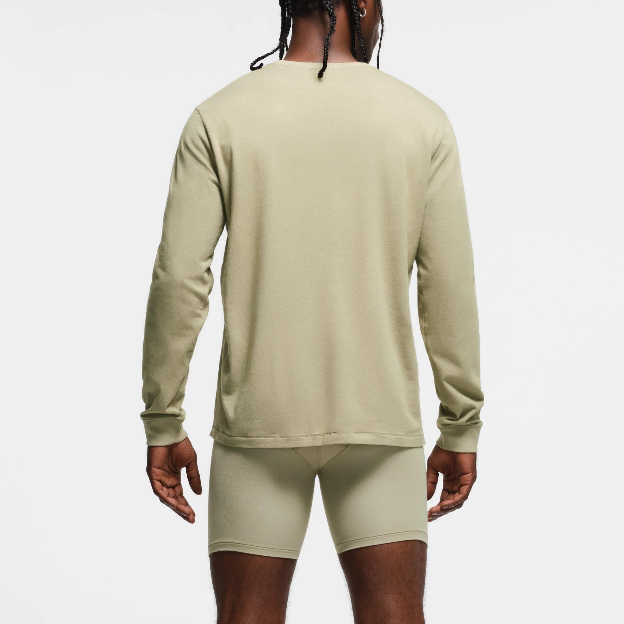 SKIMS COTTON MENS CLASSIC LONG SLEEVE T-SHIRT | PHOENIX ON A MODEL BACK VIEW