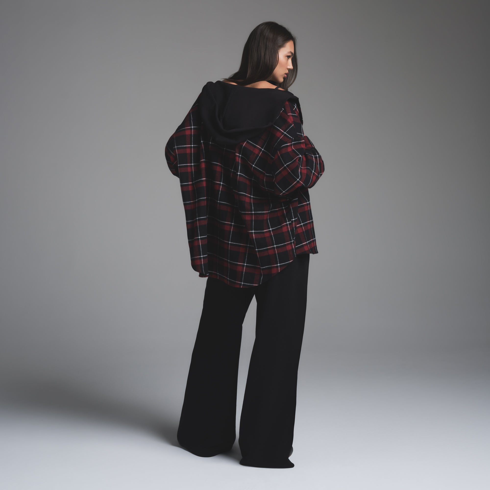 OUTDOOR FLANNEL OVERSIZED HOODED SHIRT MERLOT PLAID