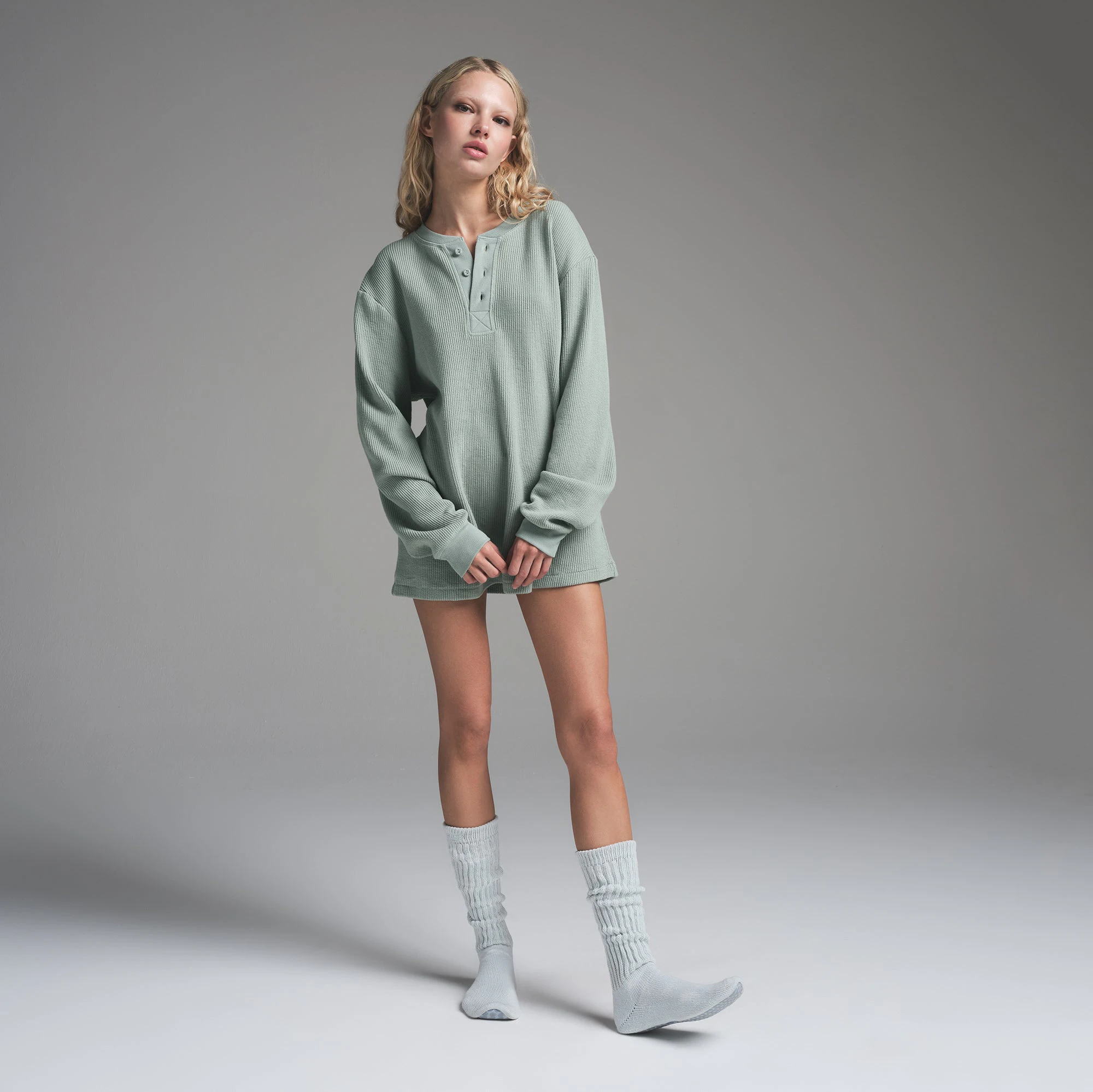 HEAVY WAFFLE LONG SLEEVE HENLEY | VAPOR ON A MODEL FRONT VIEW | FOCUS: 0.0, 1.0, 0.9